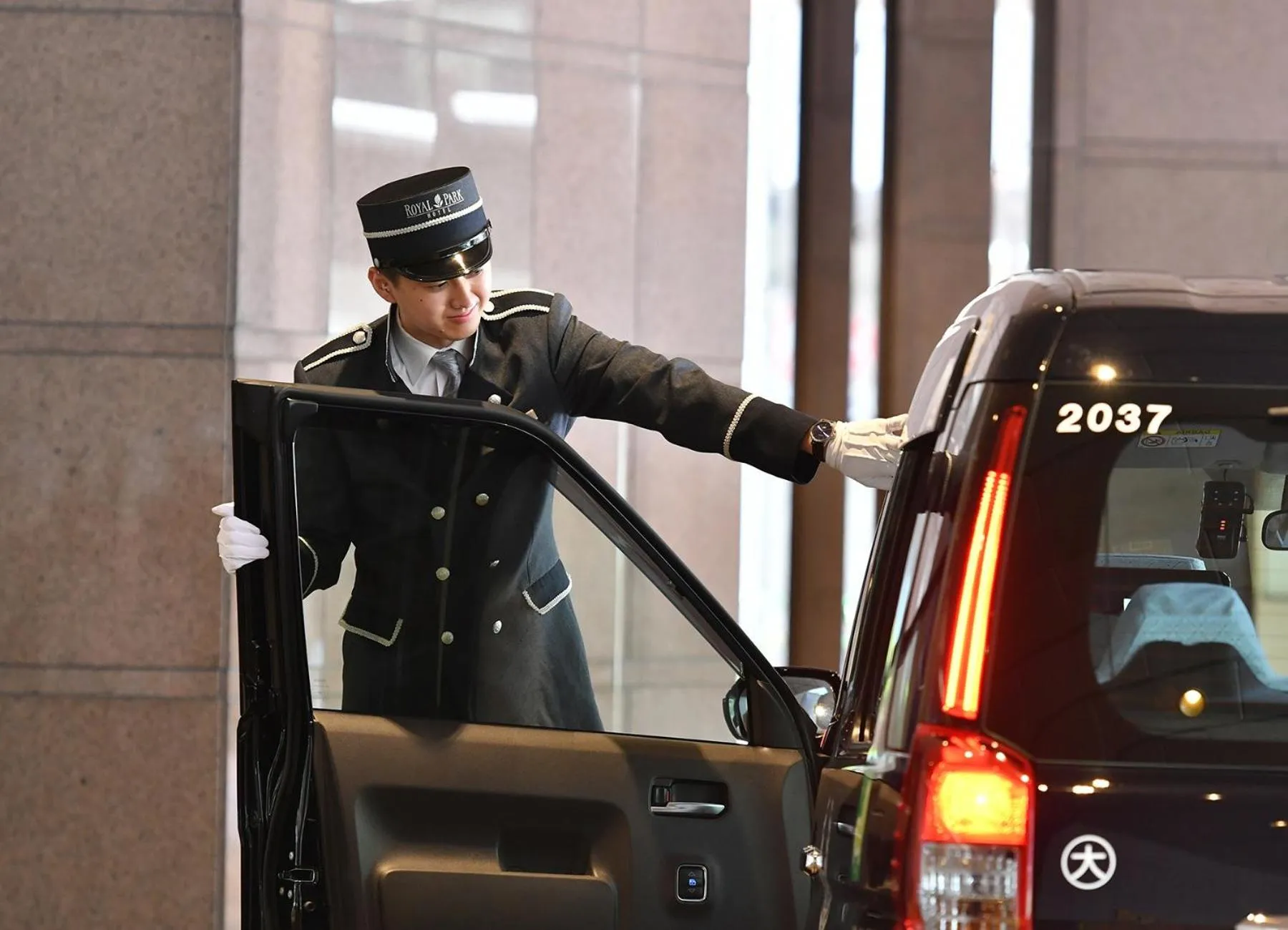 Facade/entrance in Royal Park Hotel