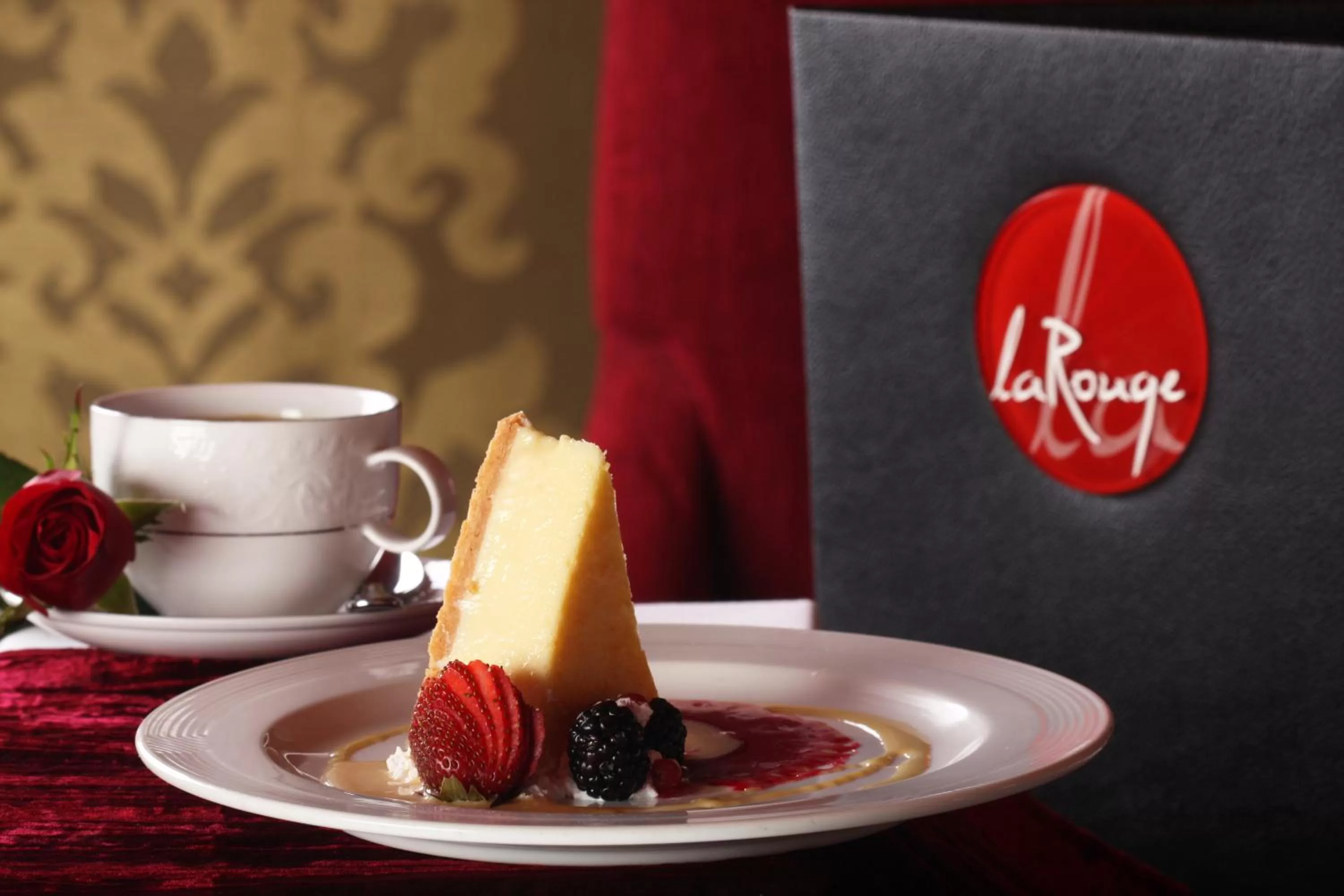 Food and drinks in The Convention Center & Royal Suites Hotel