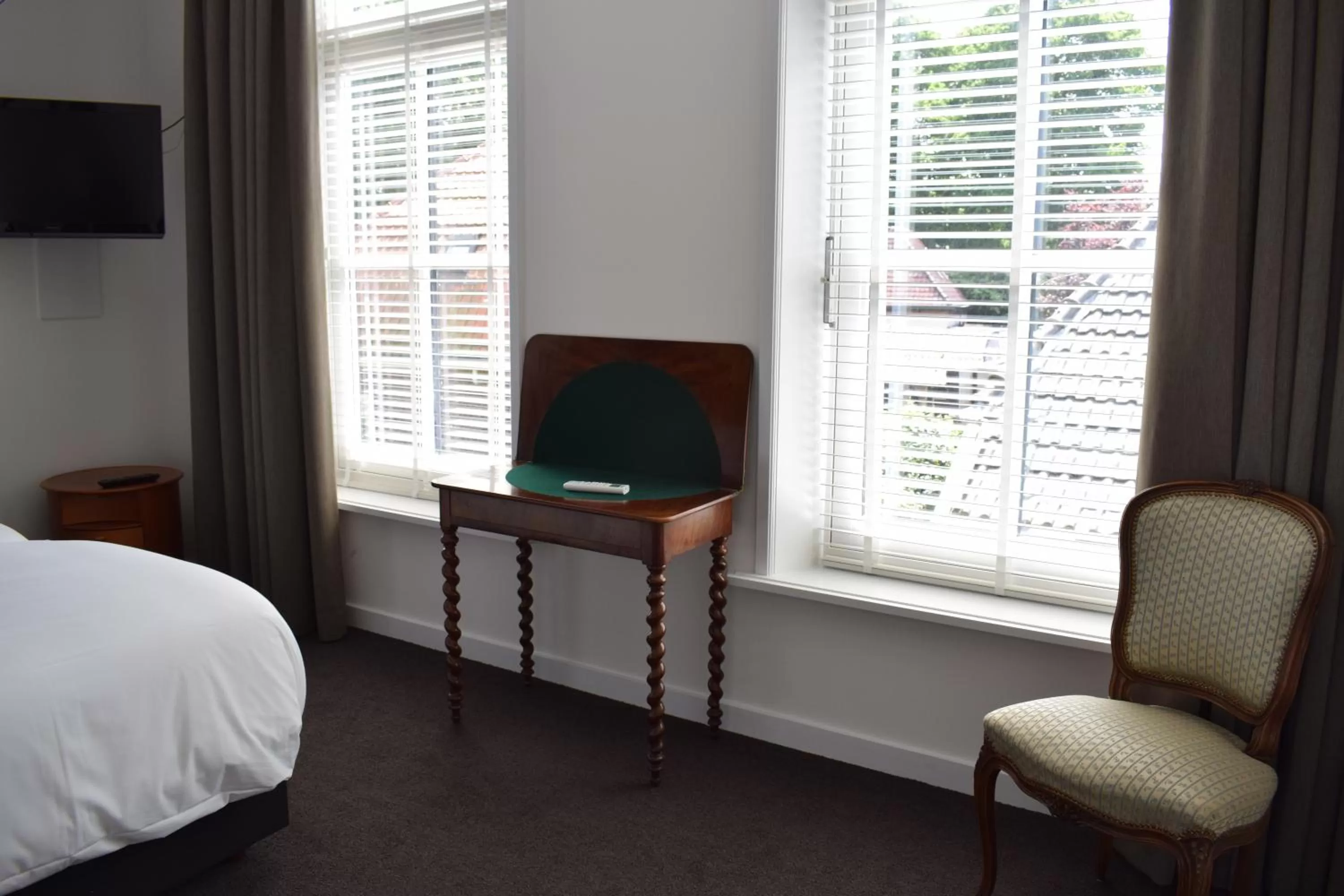 Decorative detail, Bed in Hotel In't Holt 1654 Grand Café & Logement