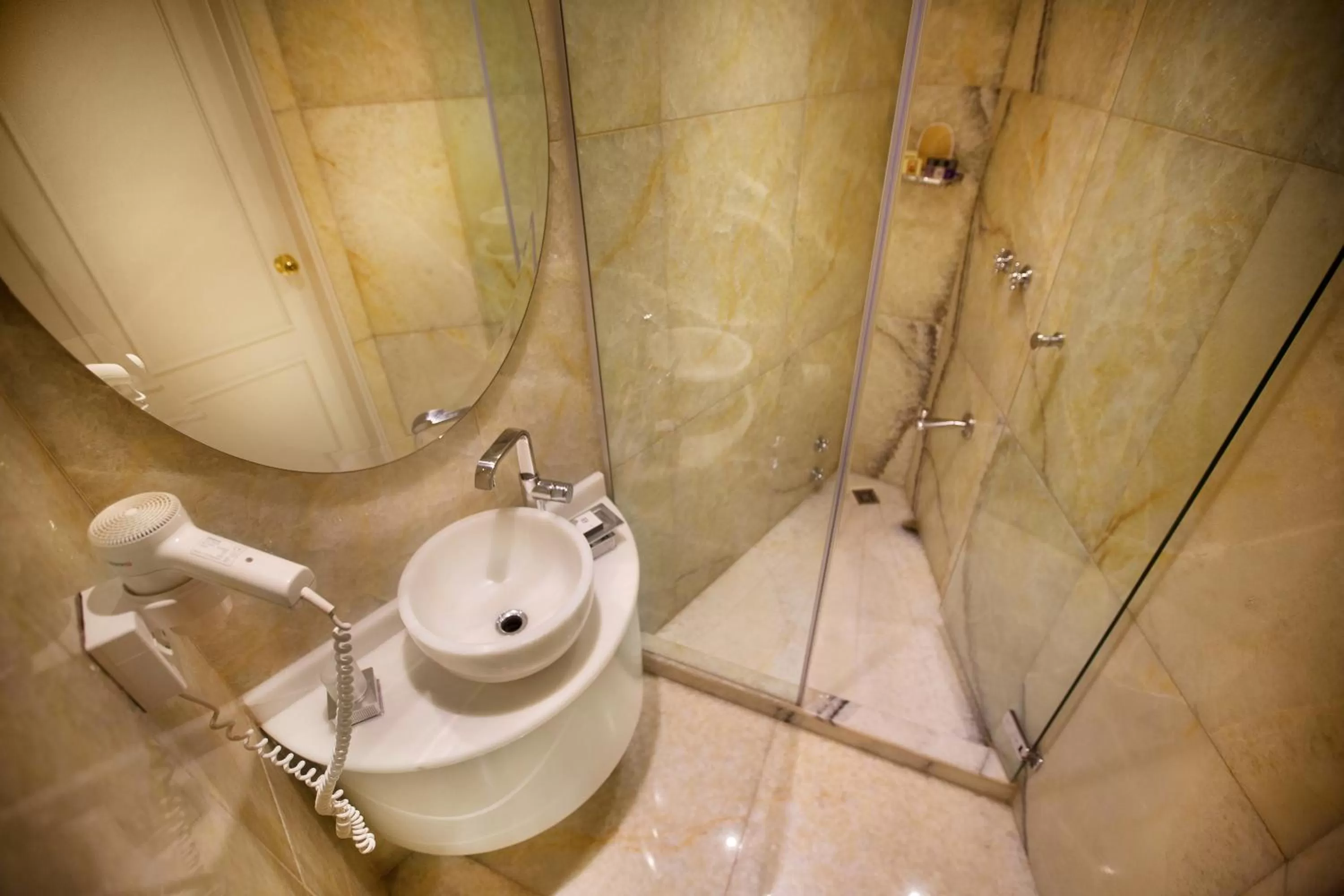 Decorative detail in Valide Sultan Konagi