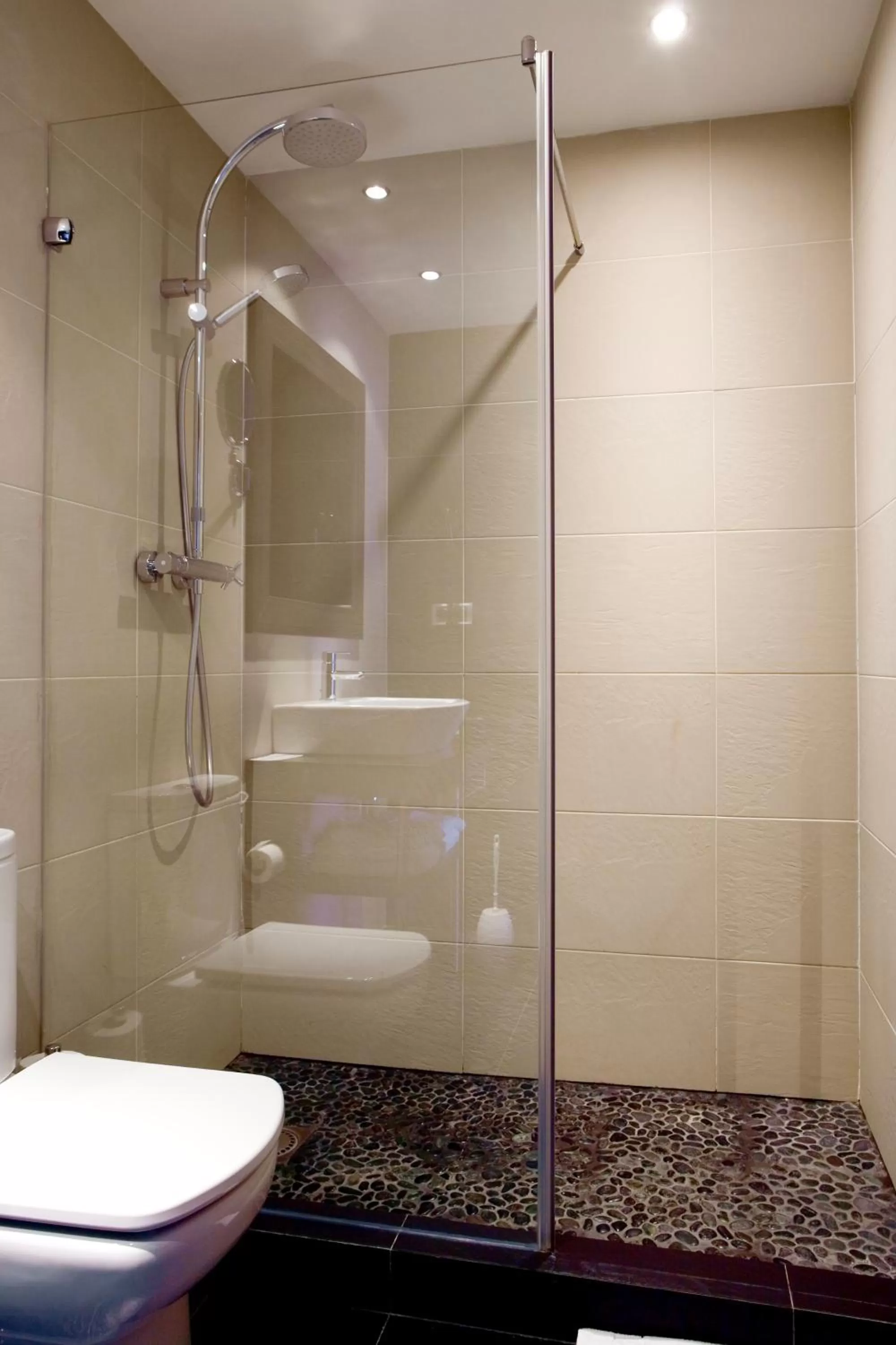 Bathroom in Hotel Oasis