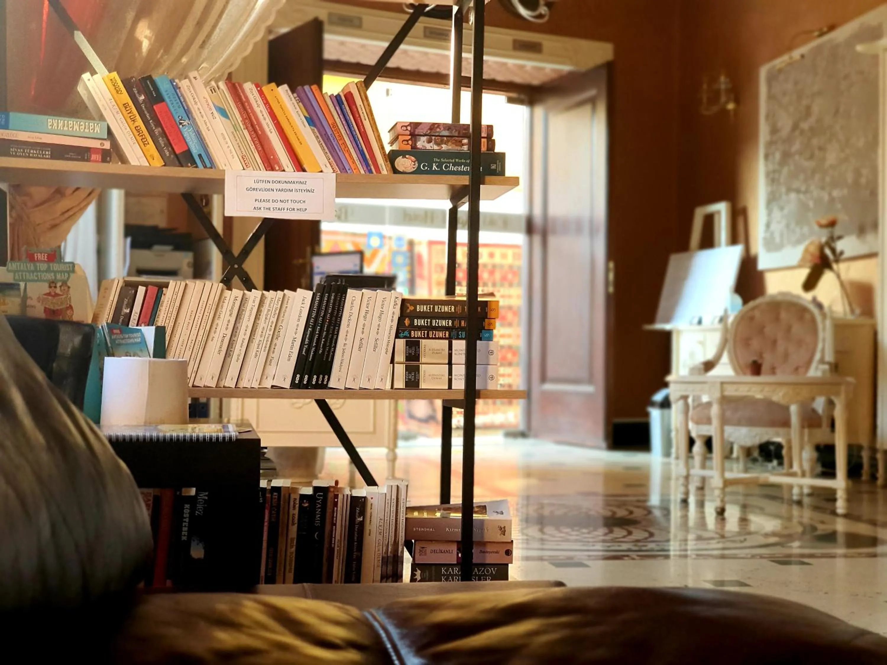 Library in Eski Masal Hotel - Special Class