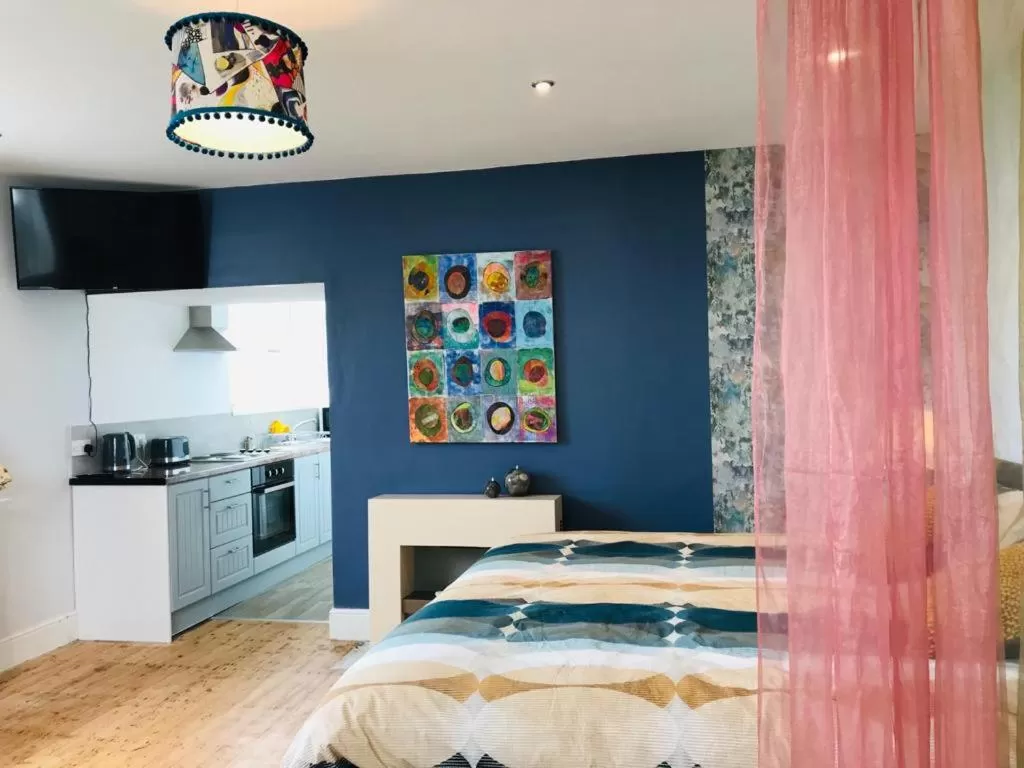 Bedroom, Bed in Albion Boutique Guest House