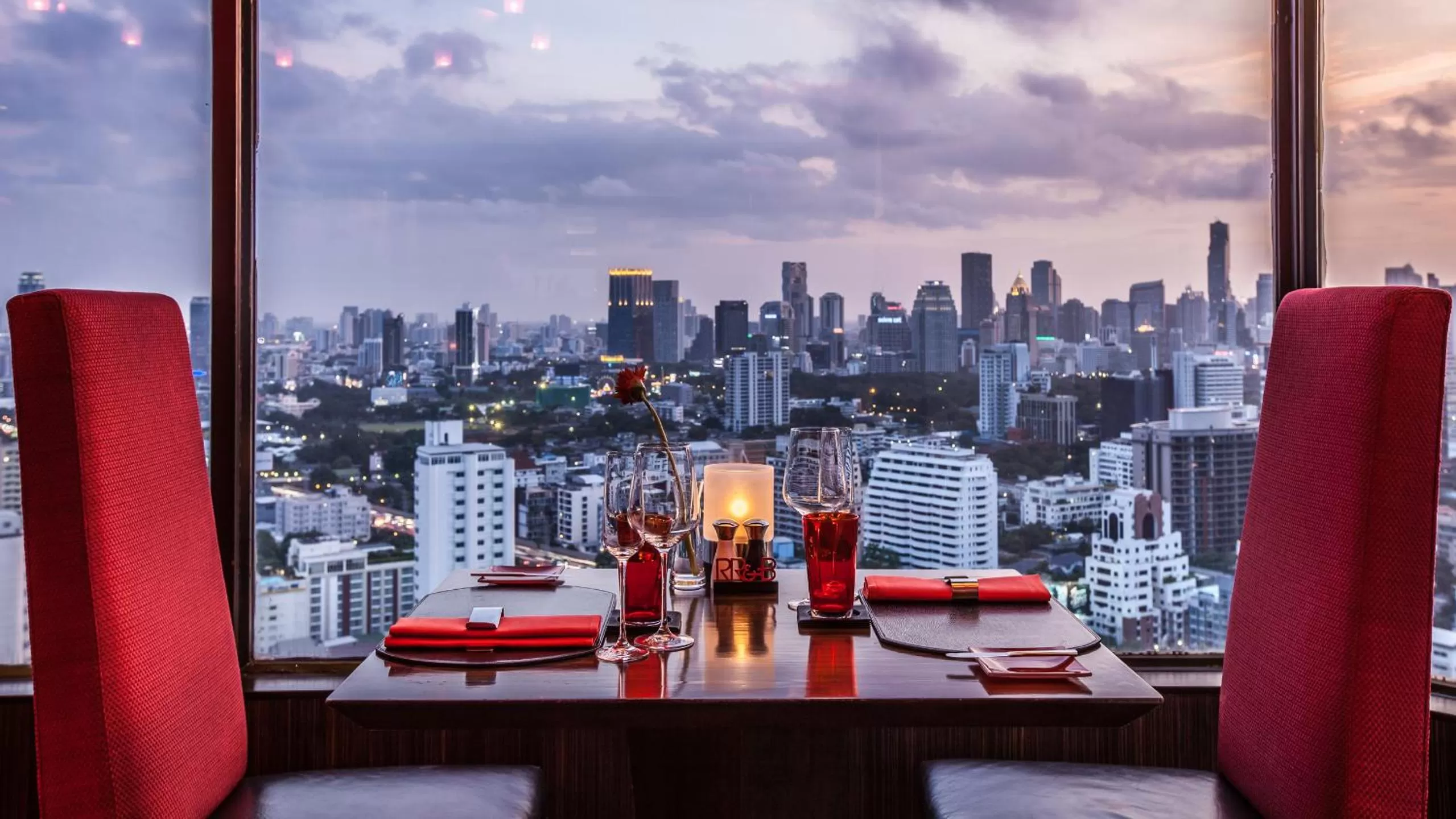 Restaurant/places to eat in The Landmark Bangkok