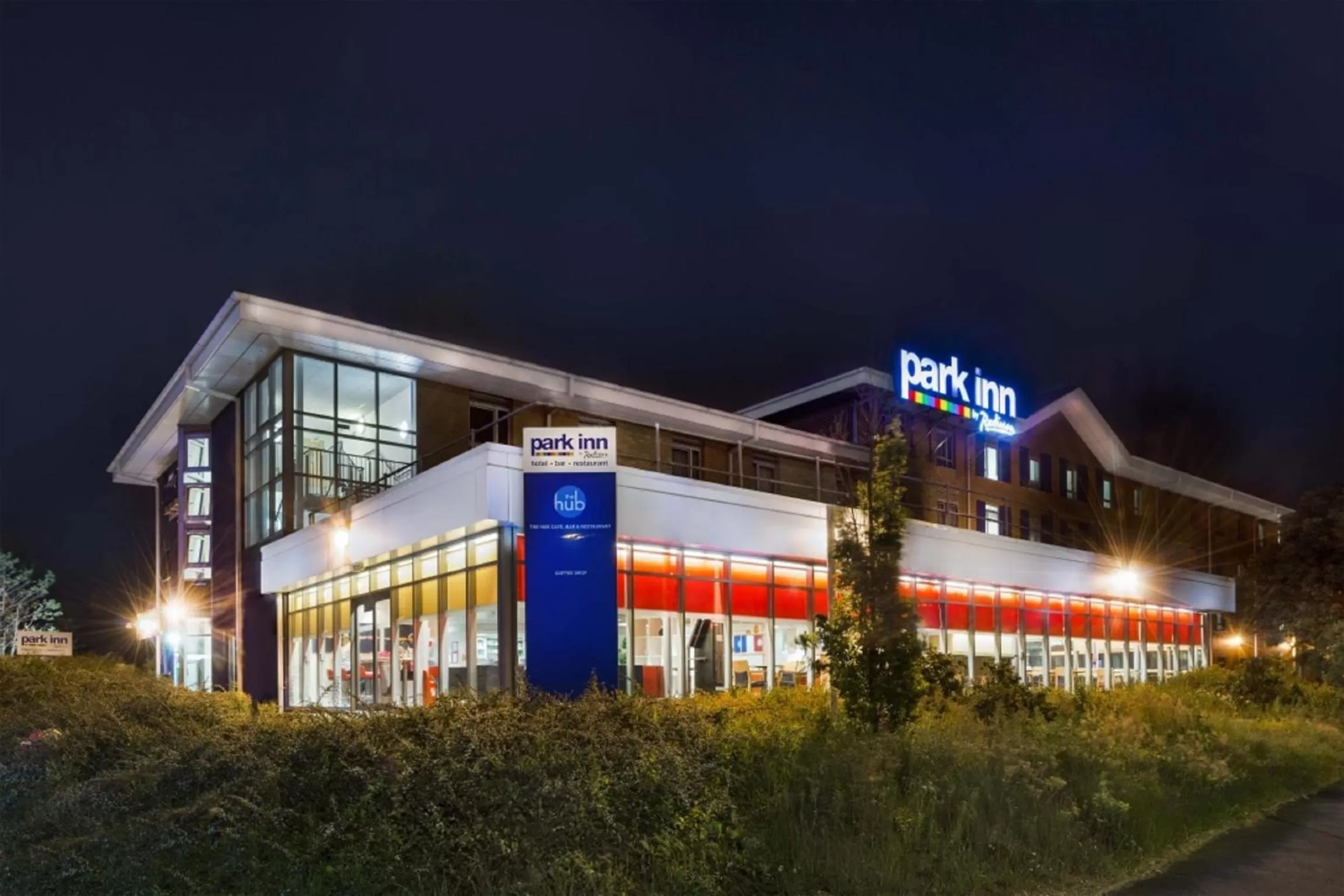 Facade/entrance in Park Inn by Radisson Birmingham Walsall