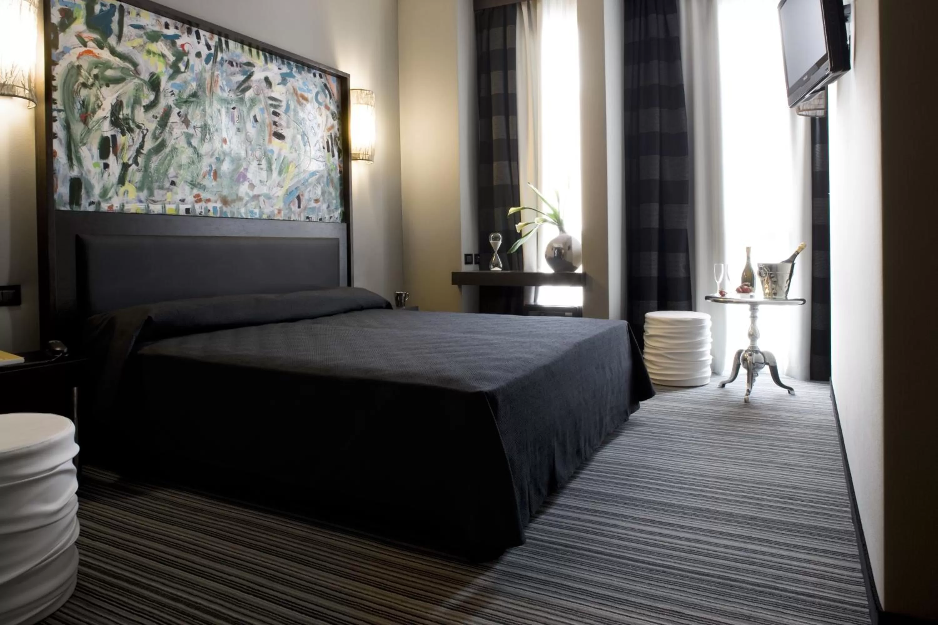 Bed in Twentyone Hotel