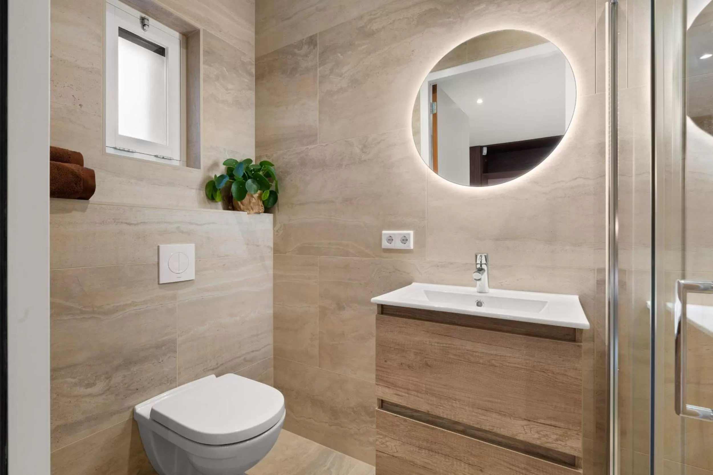 Shower, Bathroom in Hello Zeeland - Studio's Duinenburg 10