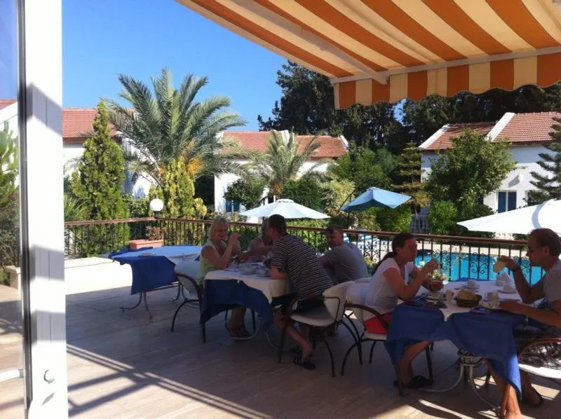 Restaurant/places to eat in The Prince Inn Hotel & Villas