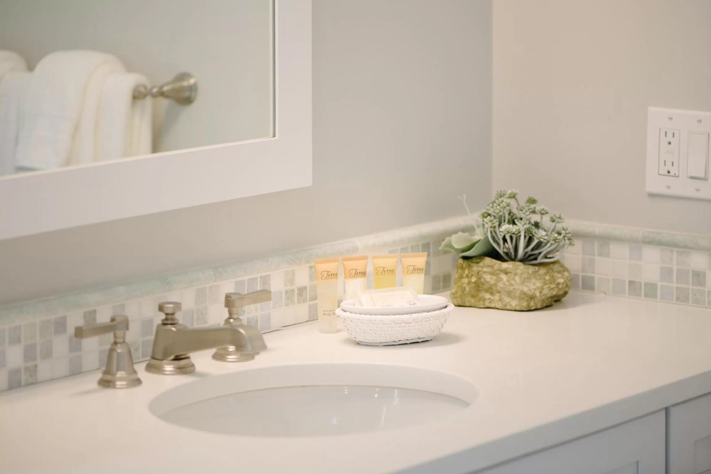 Studio with Balcony - Not Pet Friendly in The East Island Reserve Hotel