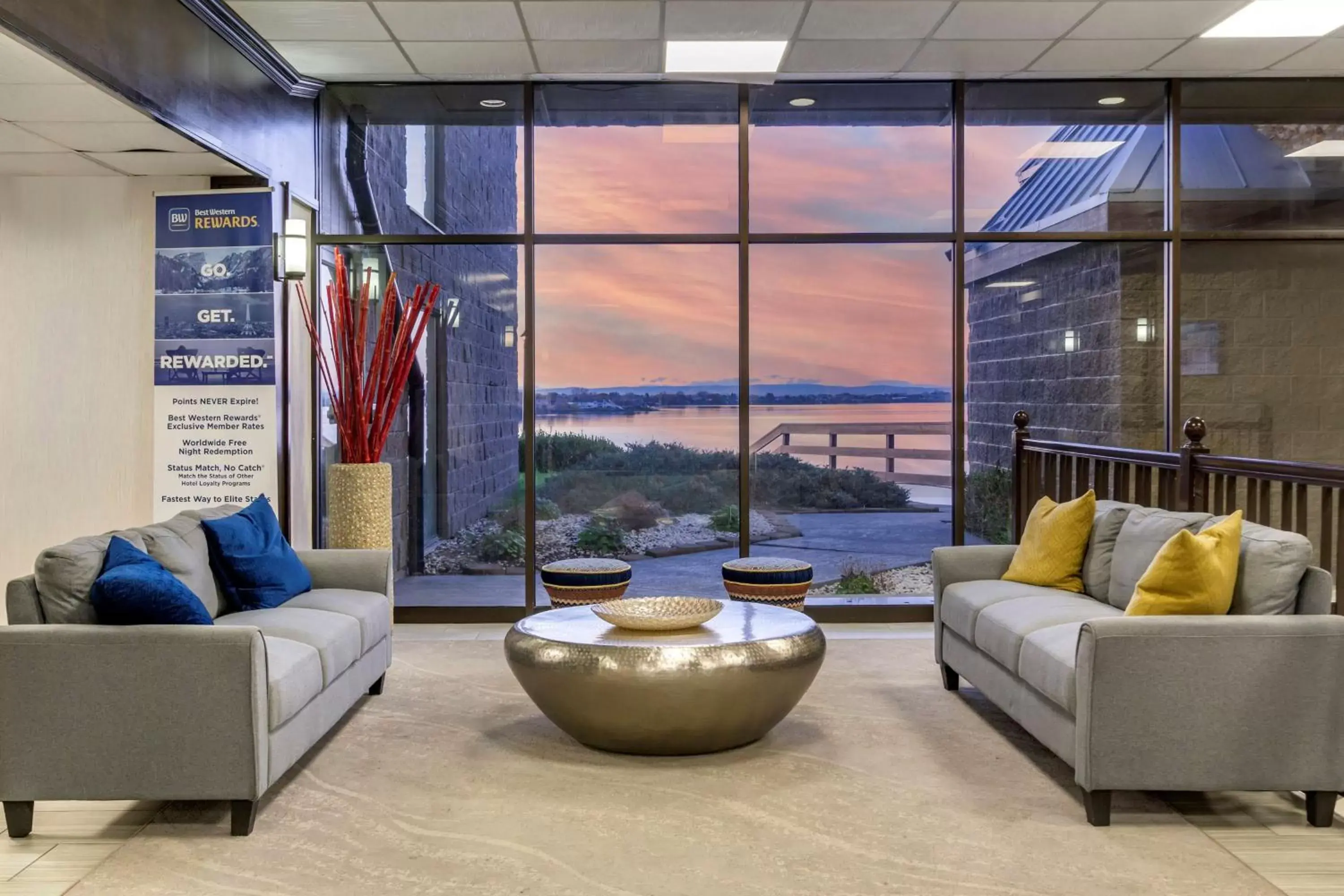 Best Western PLUS Lake Front Hotel Best Western PLUS Lake Front Hotel