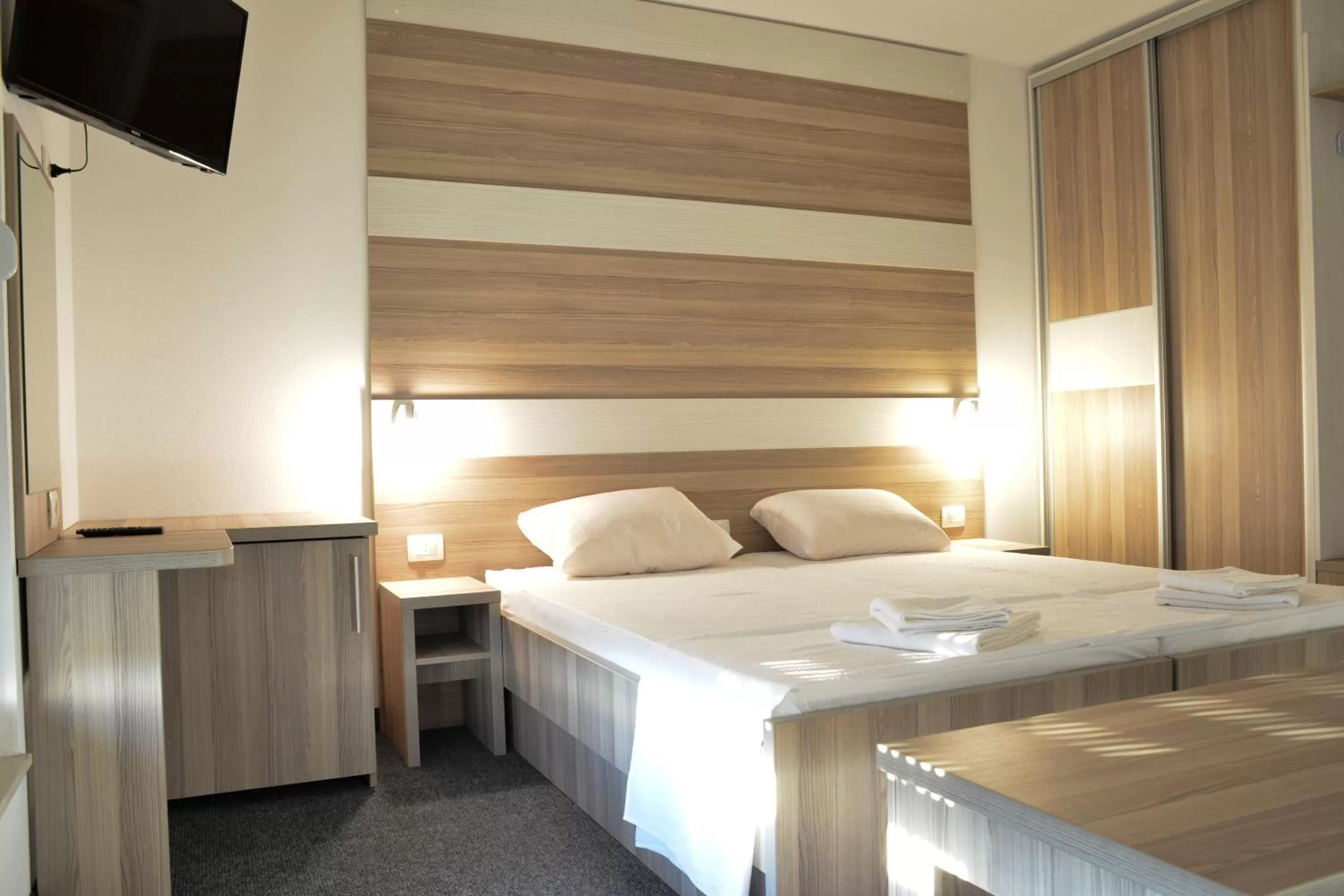 Bed, Room Photo in Hotel Rivero A&S