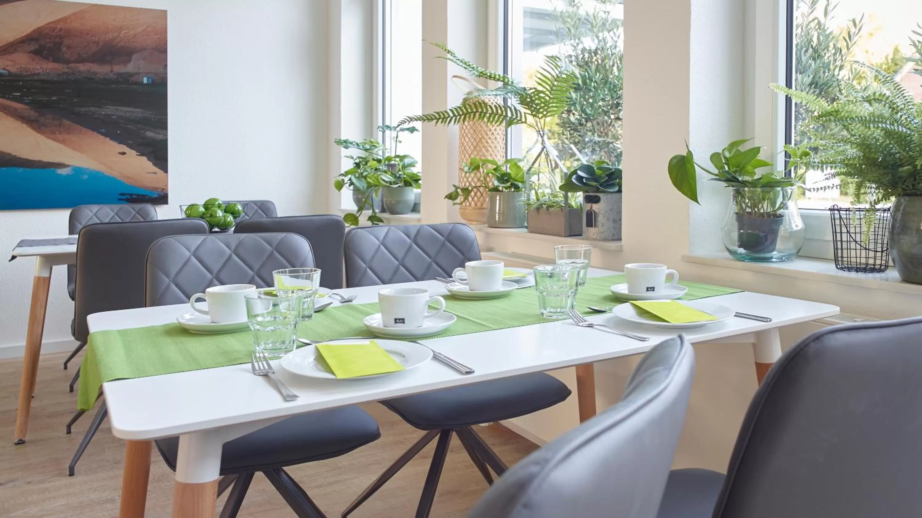 Buffet breakfast in City Hotel ApartW3 - kostenlos parken