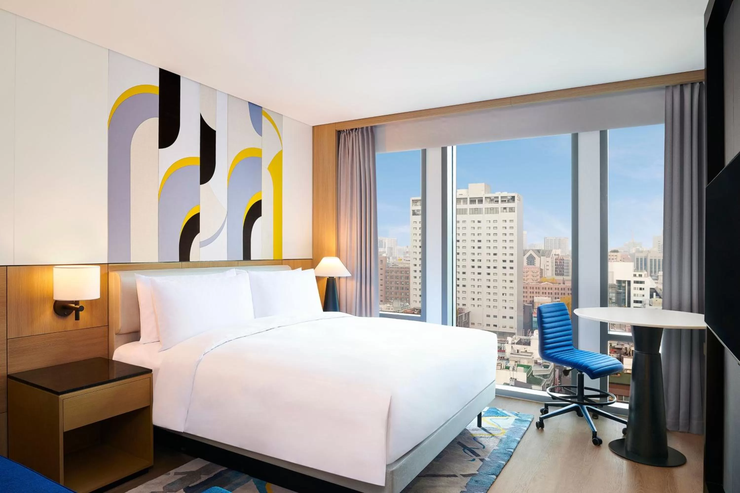 Photo of the whole room, Bed in Le Meridien Seoul Myeongdong