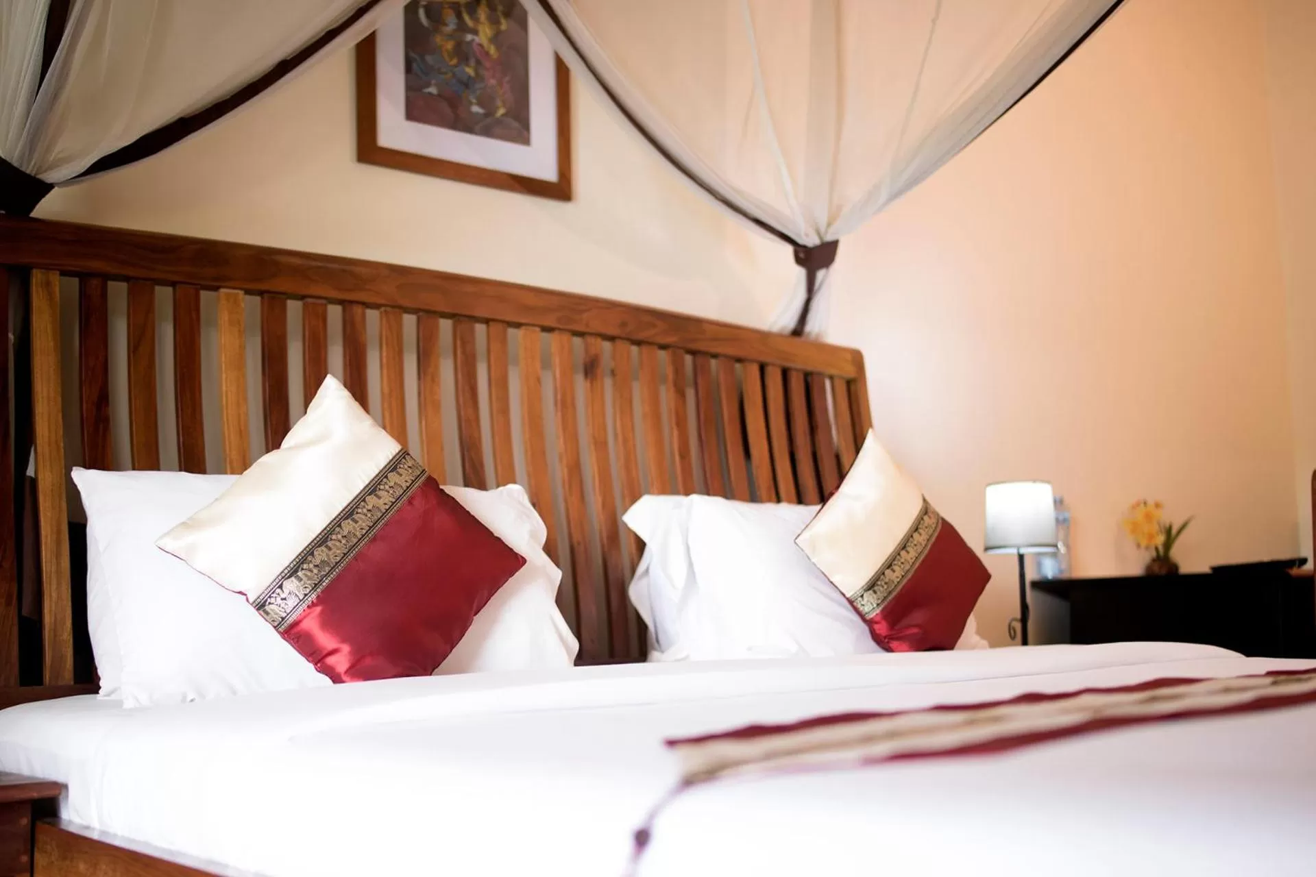 Bedroom, Bed in Entebbe Palm Hotel