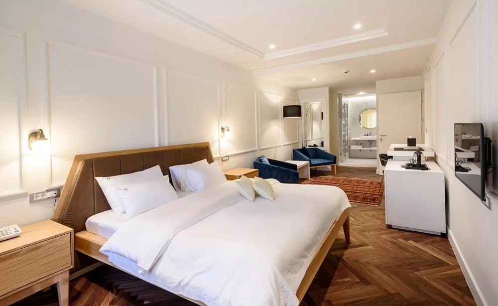 Bed in Hotel Gradska Cetinje