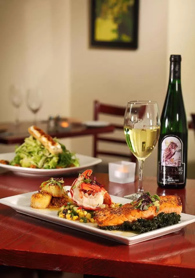 Restaurant/places to eat in Stay Saratoga