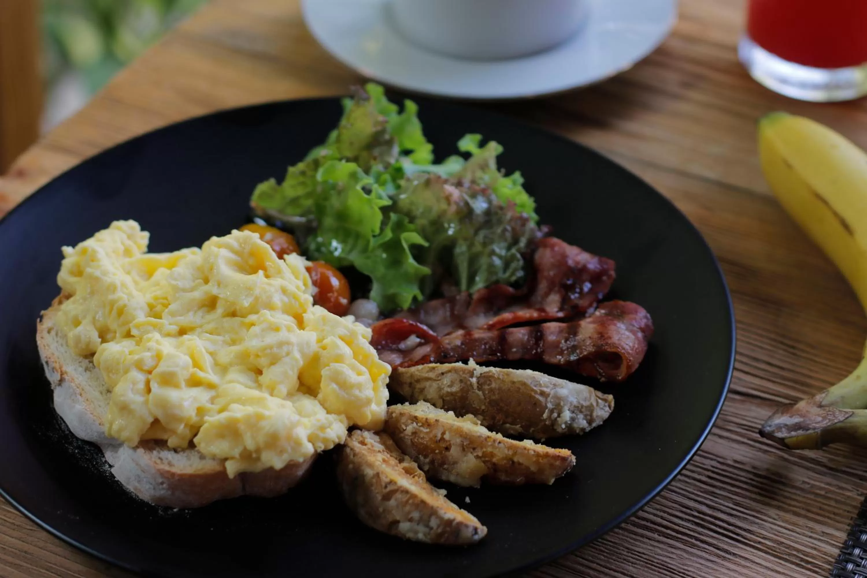 Food in Bije Boutique & Gallery