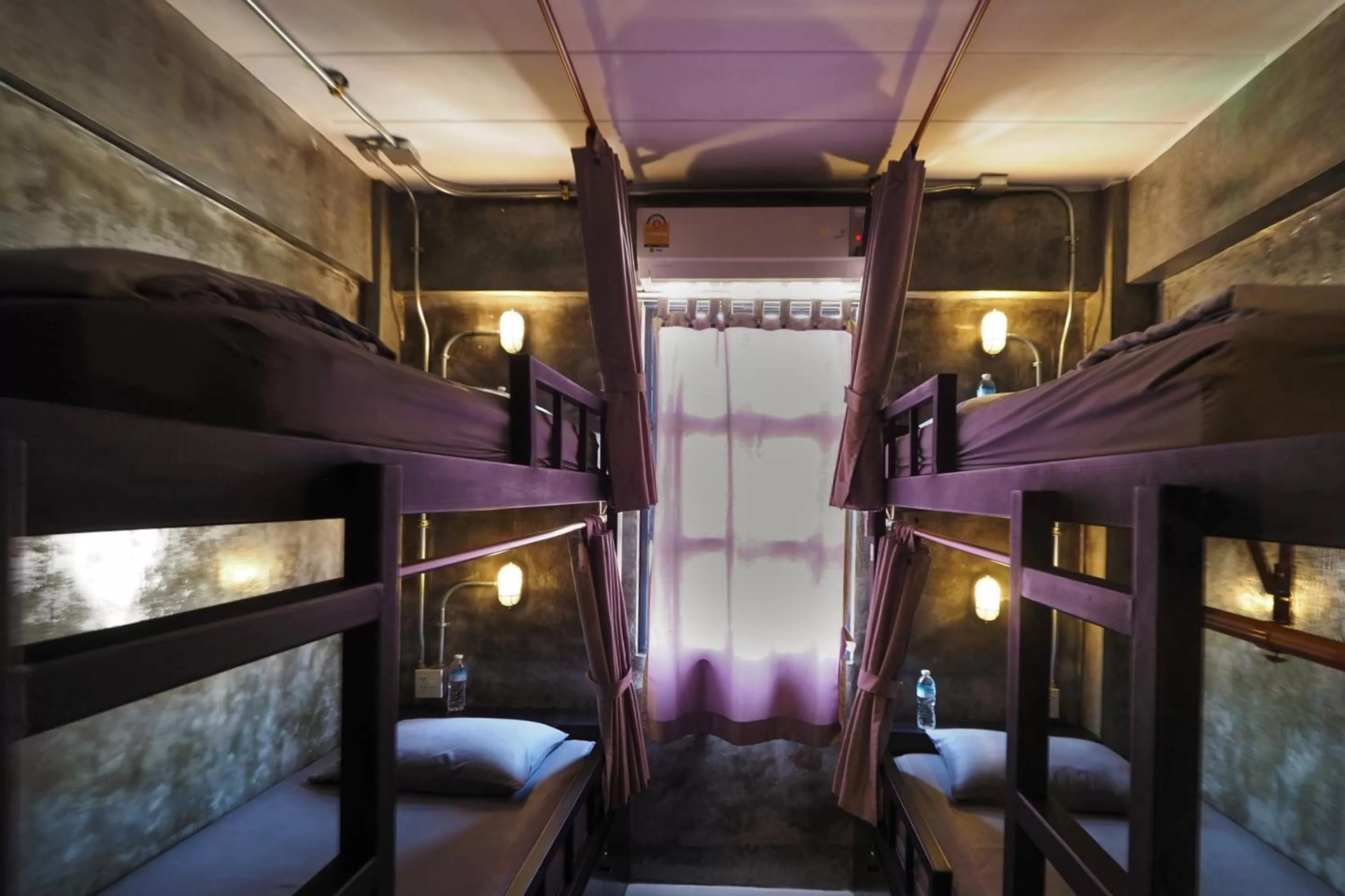 Bedroom, Bunk Bed in Super OYO 75332 Vm1 Hostel