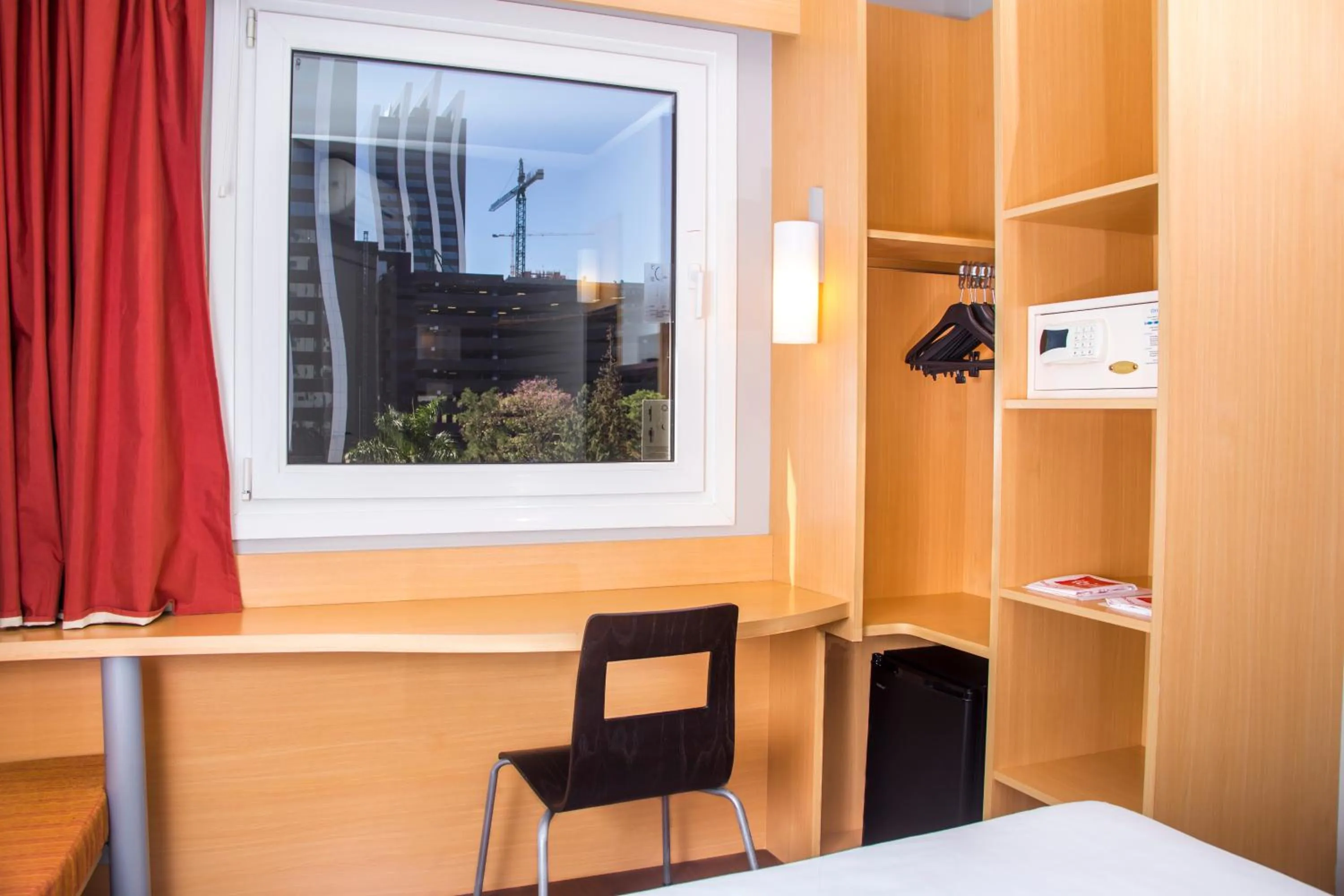 Bedroom in ibis Asuncion