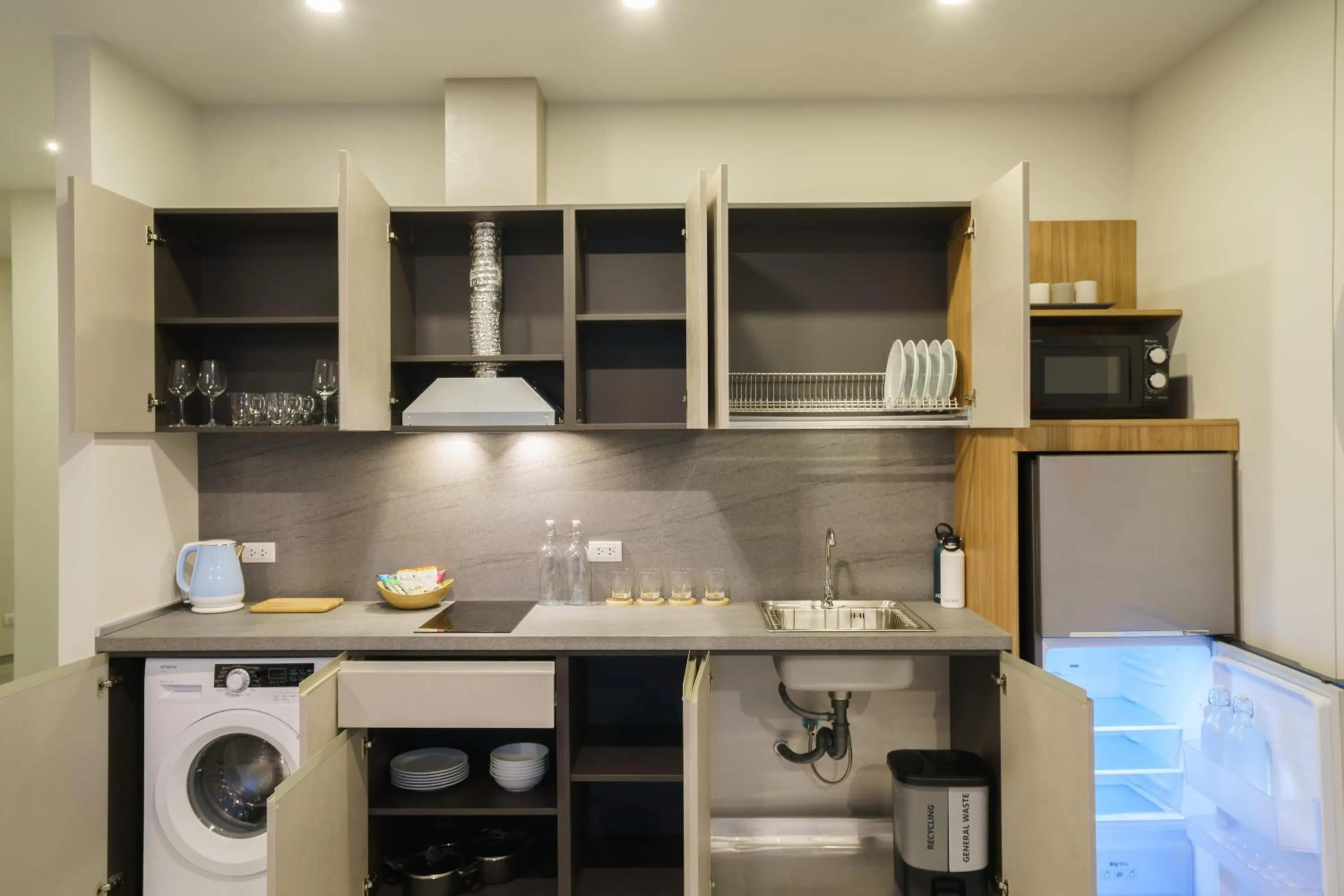 Kitchen or kitchenette in HOMA Phuket Town