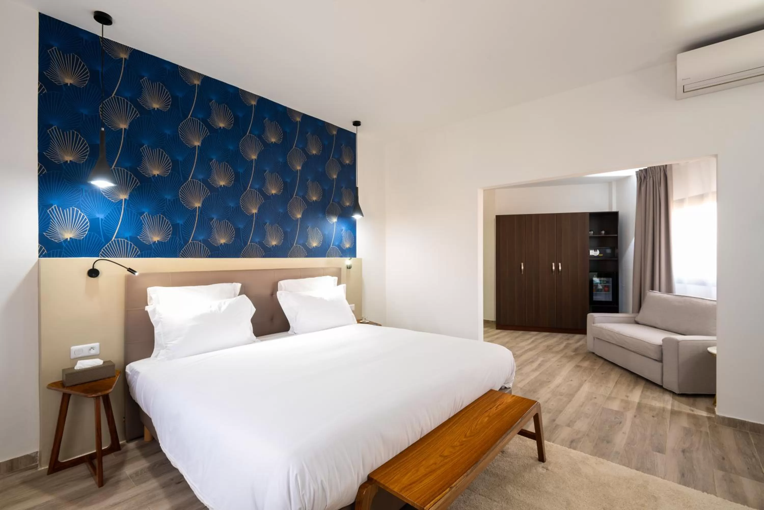 Bed in Hotel L'Adresse Dakar