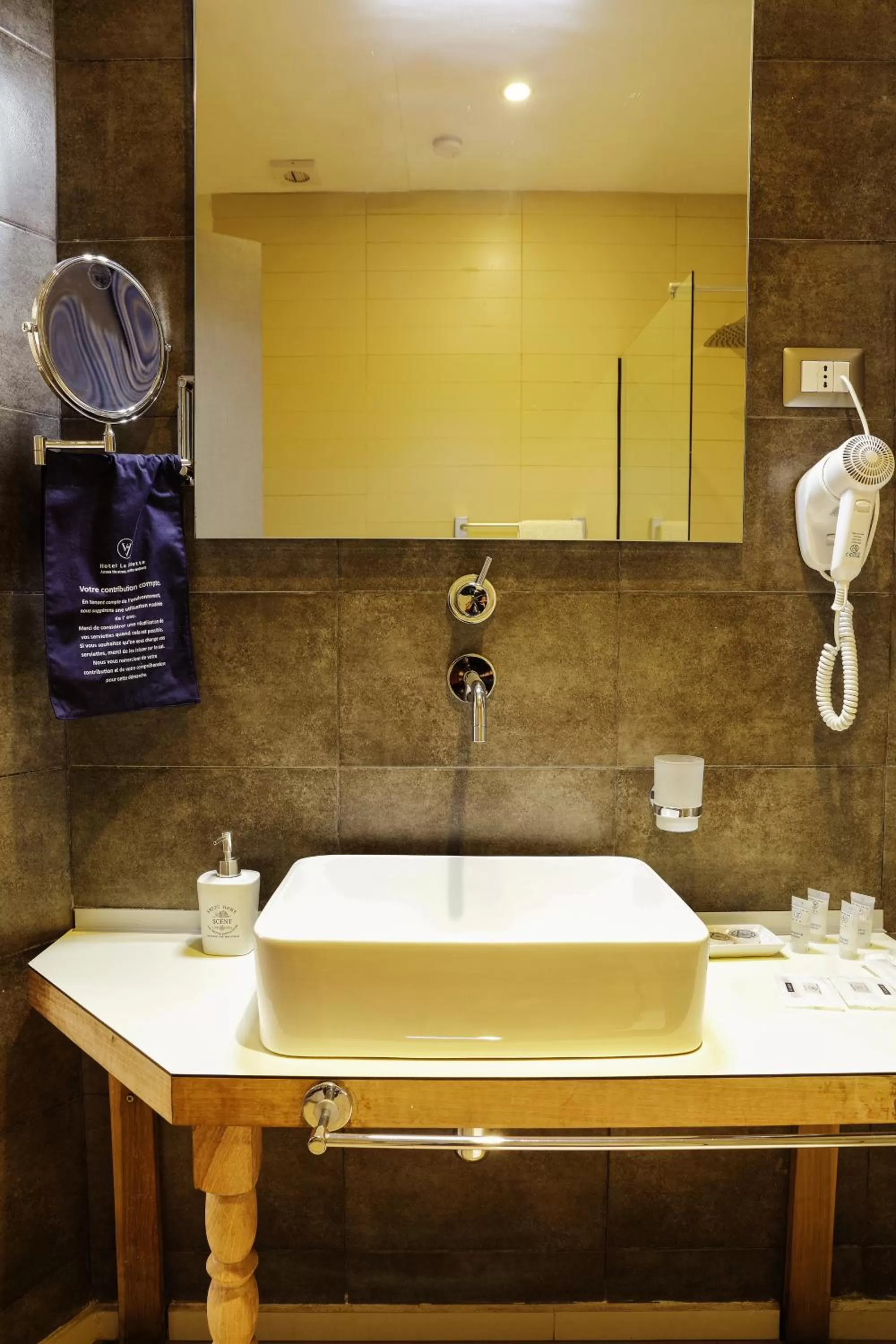 Bathroom in Hotel La Villette