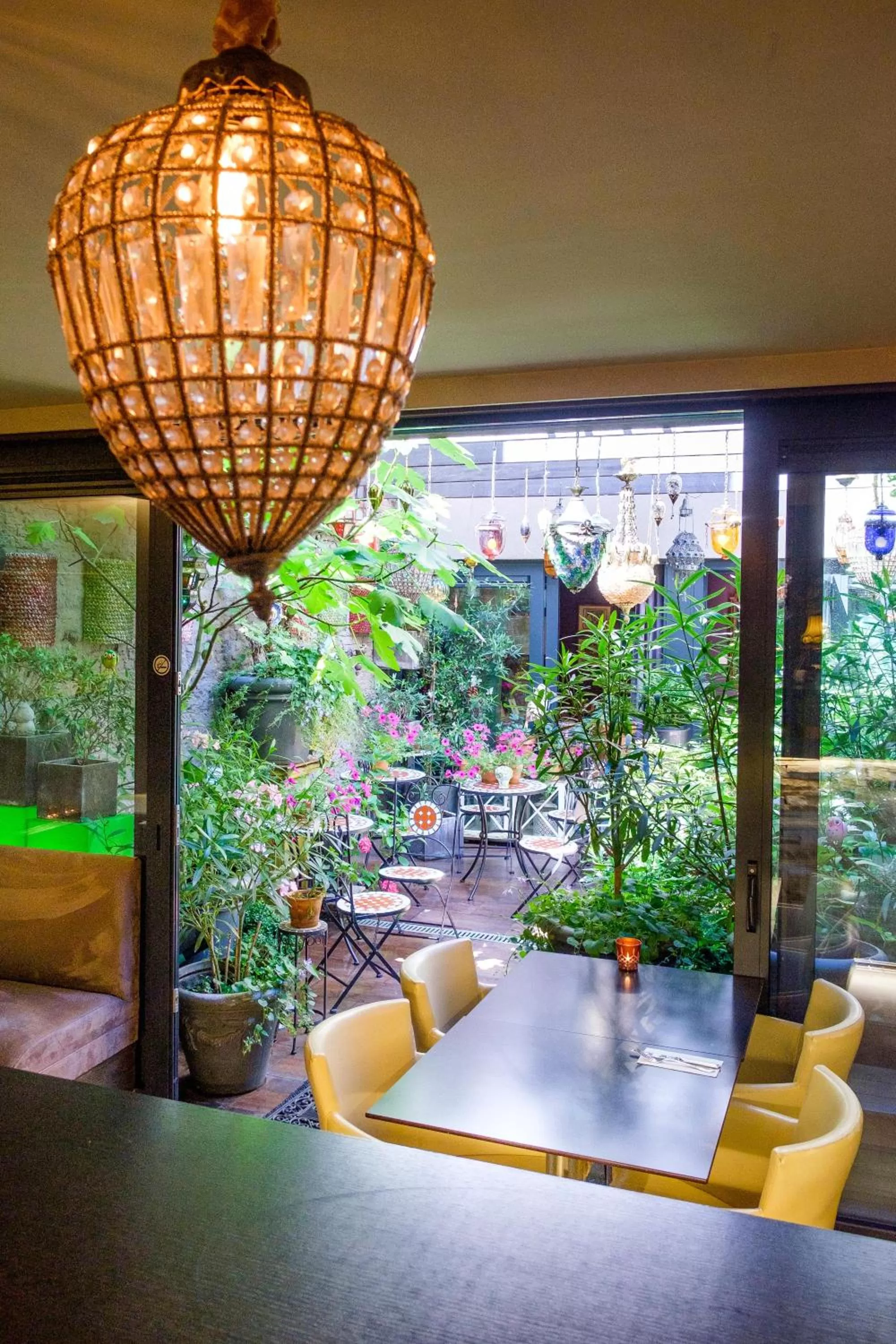 Day in Hotel Diamonds and Pearls