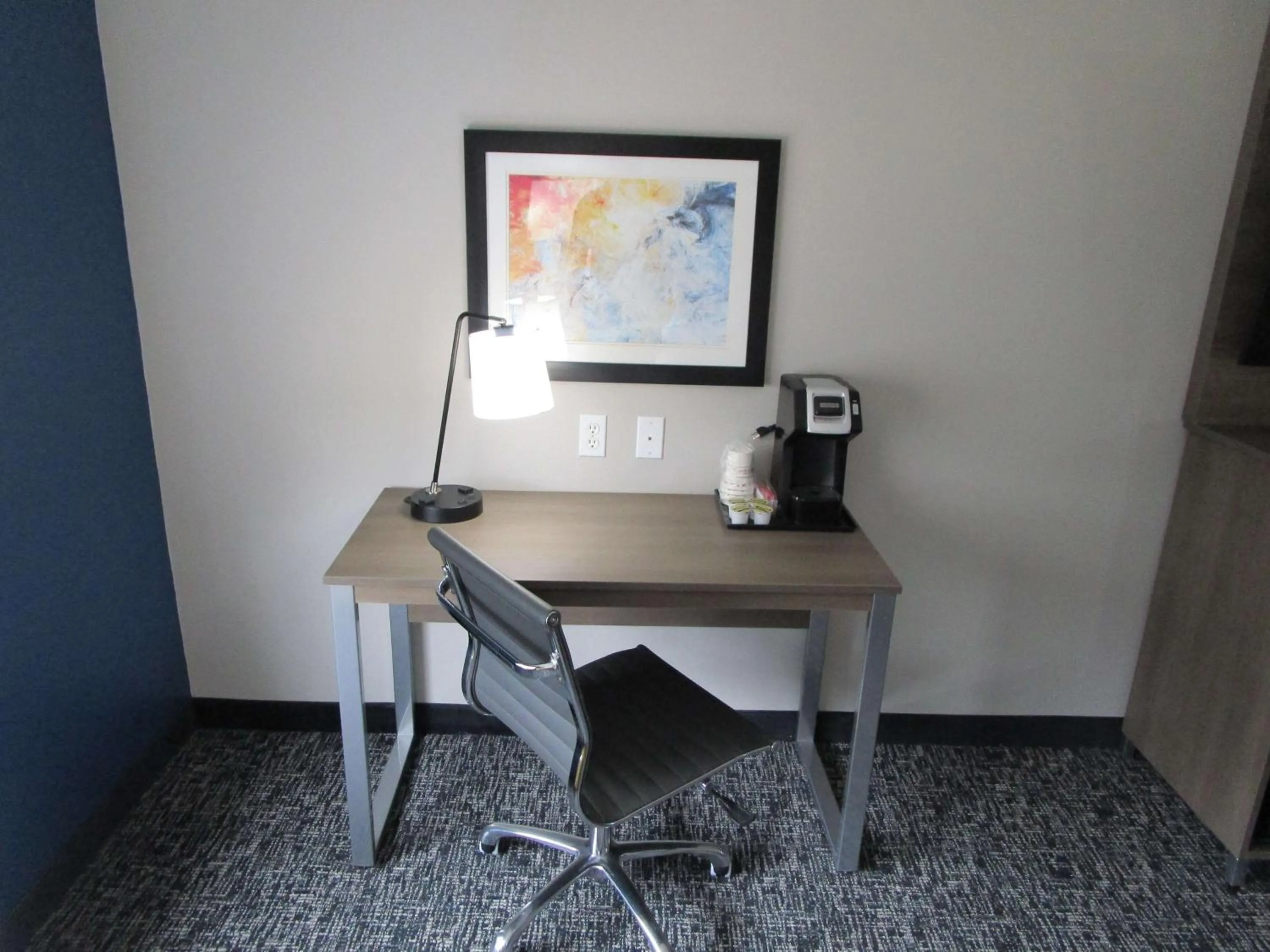 Bedroom in Best Western Plus Oklahoma City Northwest Inn & Suites