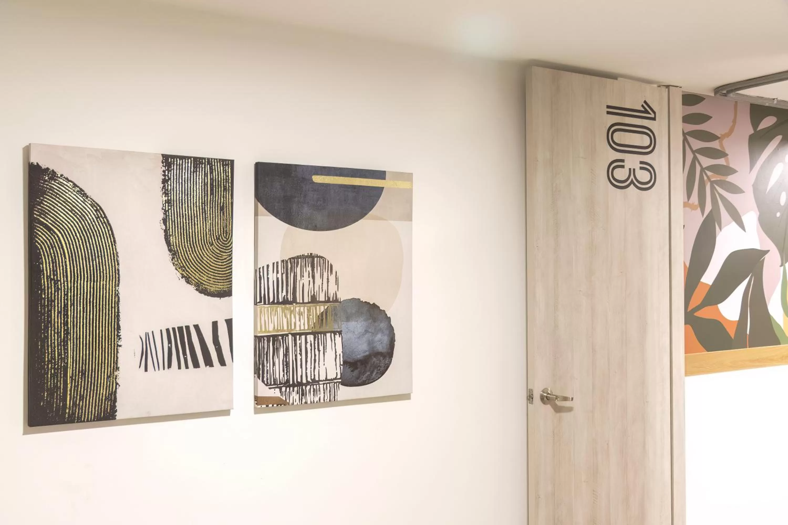 Decorative detail in Ventiuna Hotel y Coliving