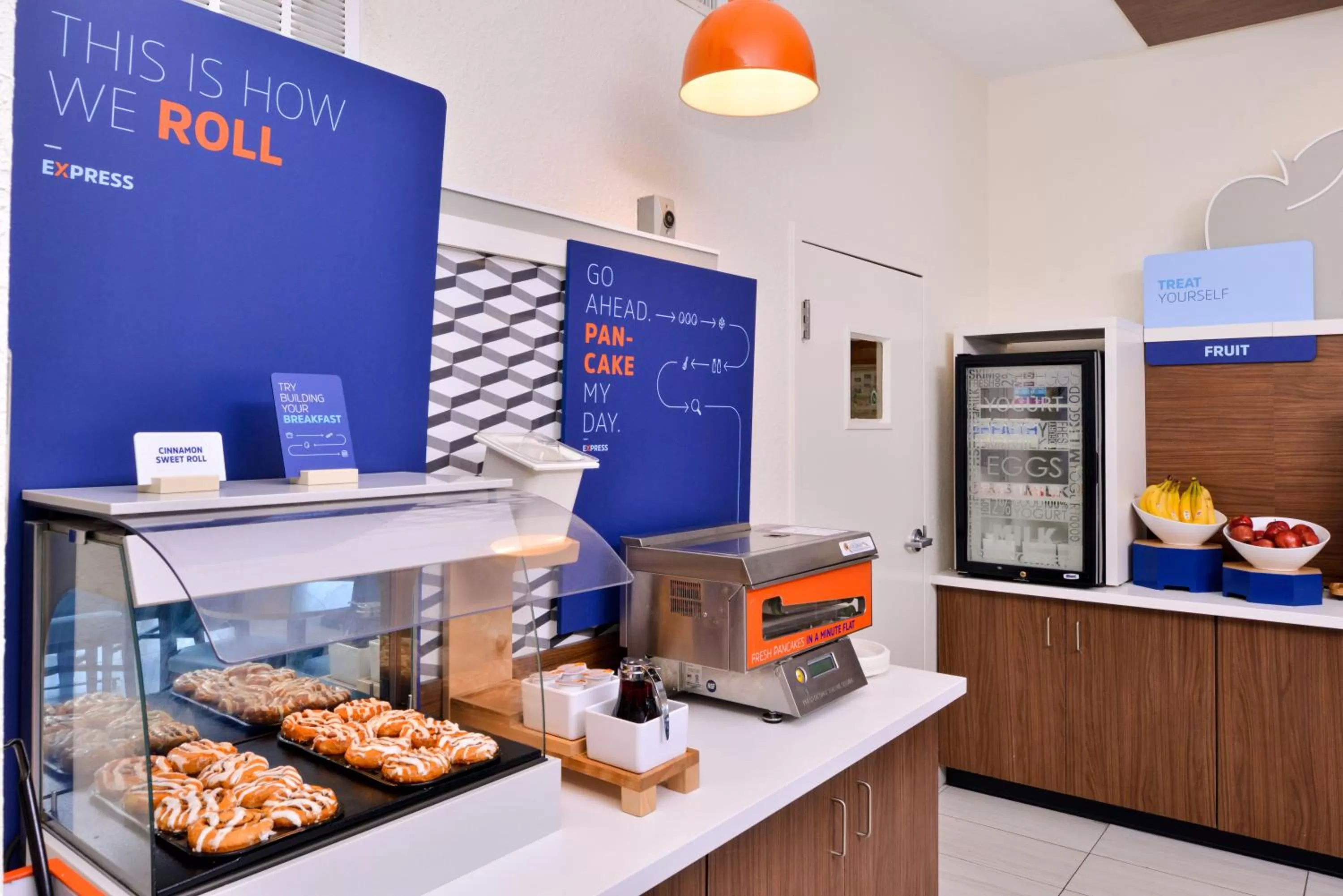 Breakfast in Holiday Inn Express Hotel & Suites Arcata/Eureka-Airport Area by IHG