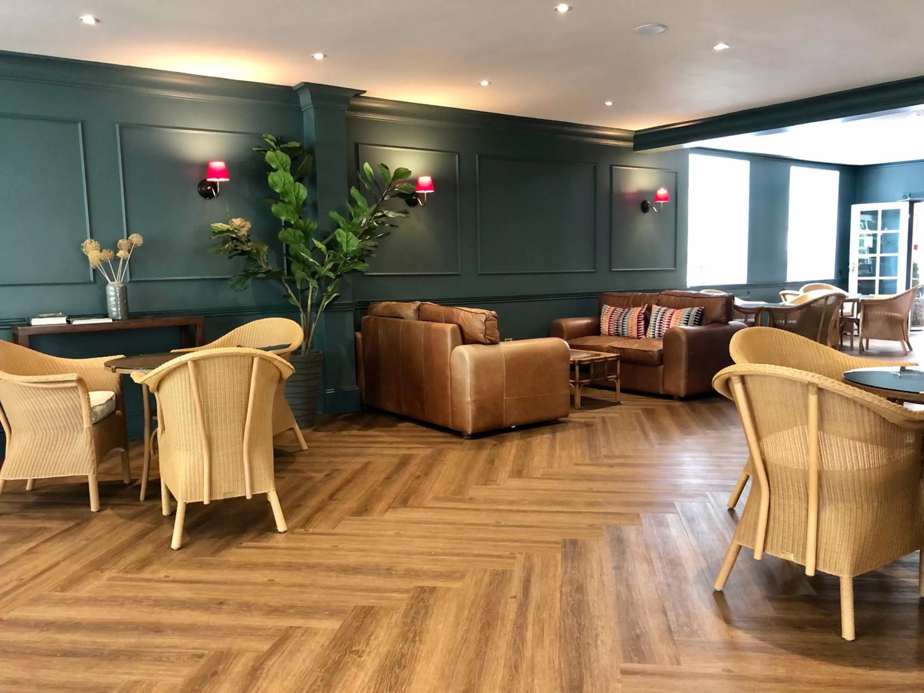 Restaurant/places to eat in Flackley Ash Country House Hotel