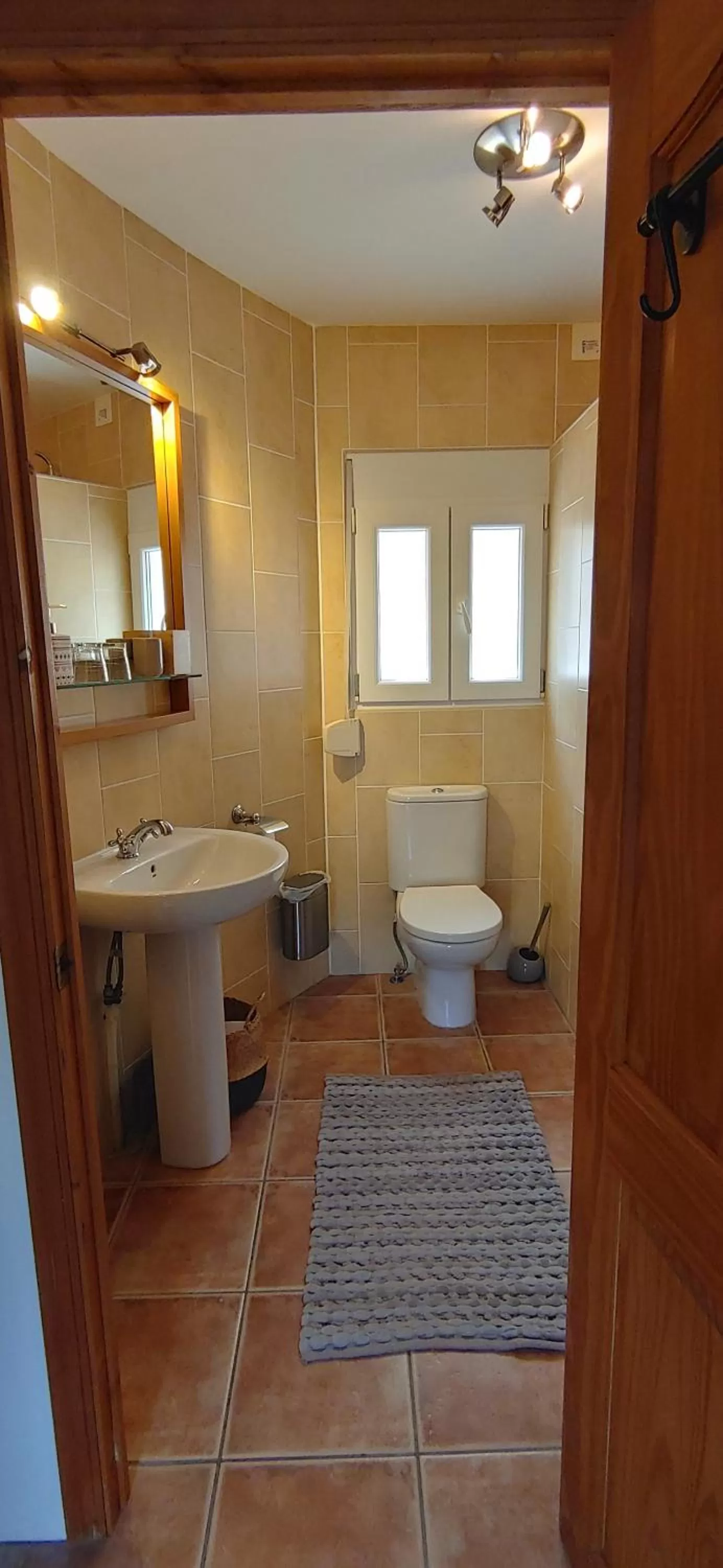 Toilet, Bathroom in Casa Flamingo