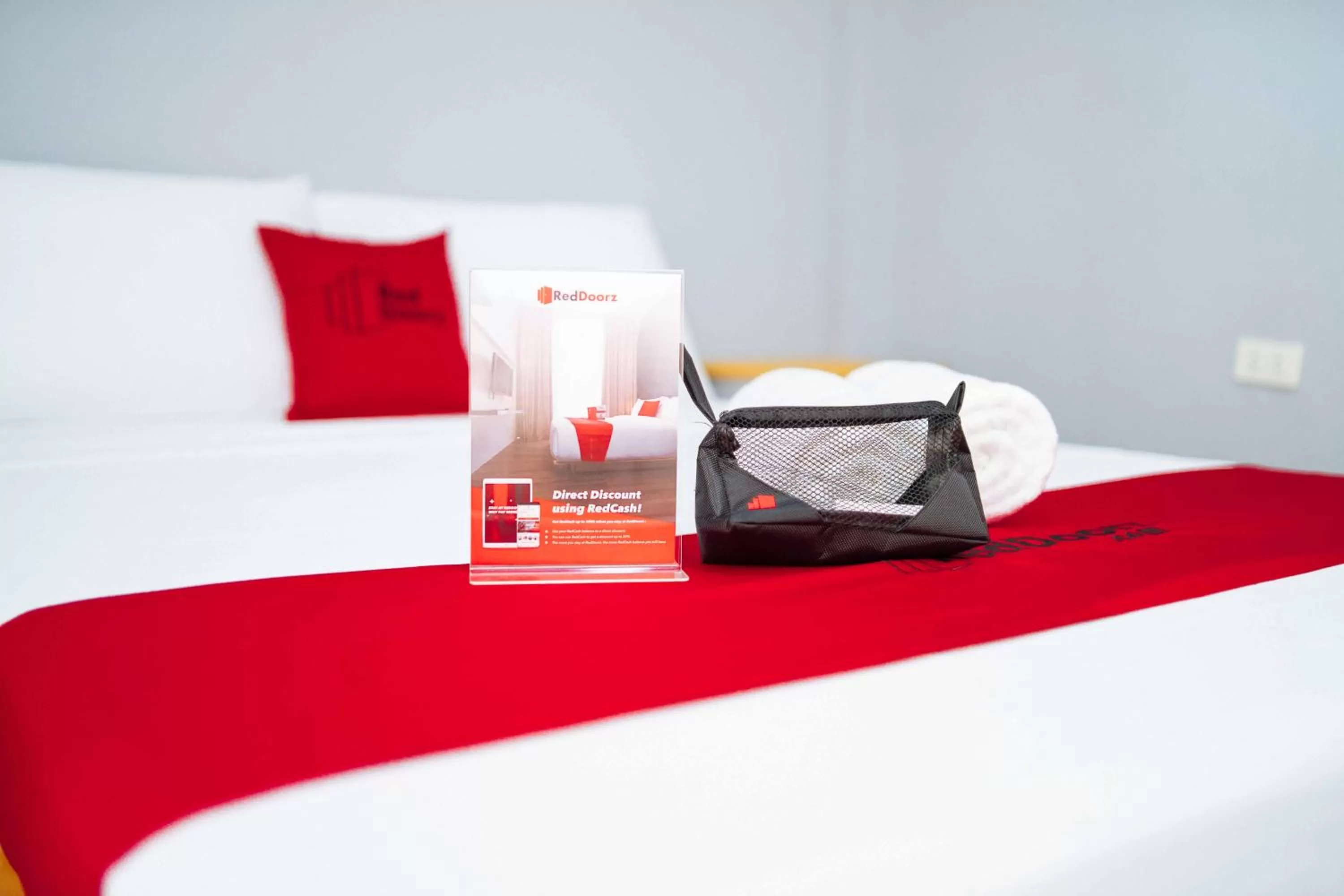 Bedroom, Bed in RedDoorz Plus @ Casa Lucia Sindalan San Fernando City Pampanga