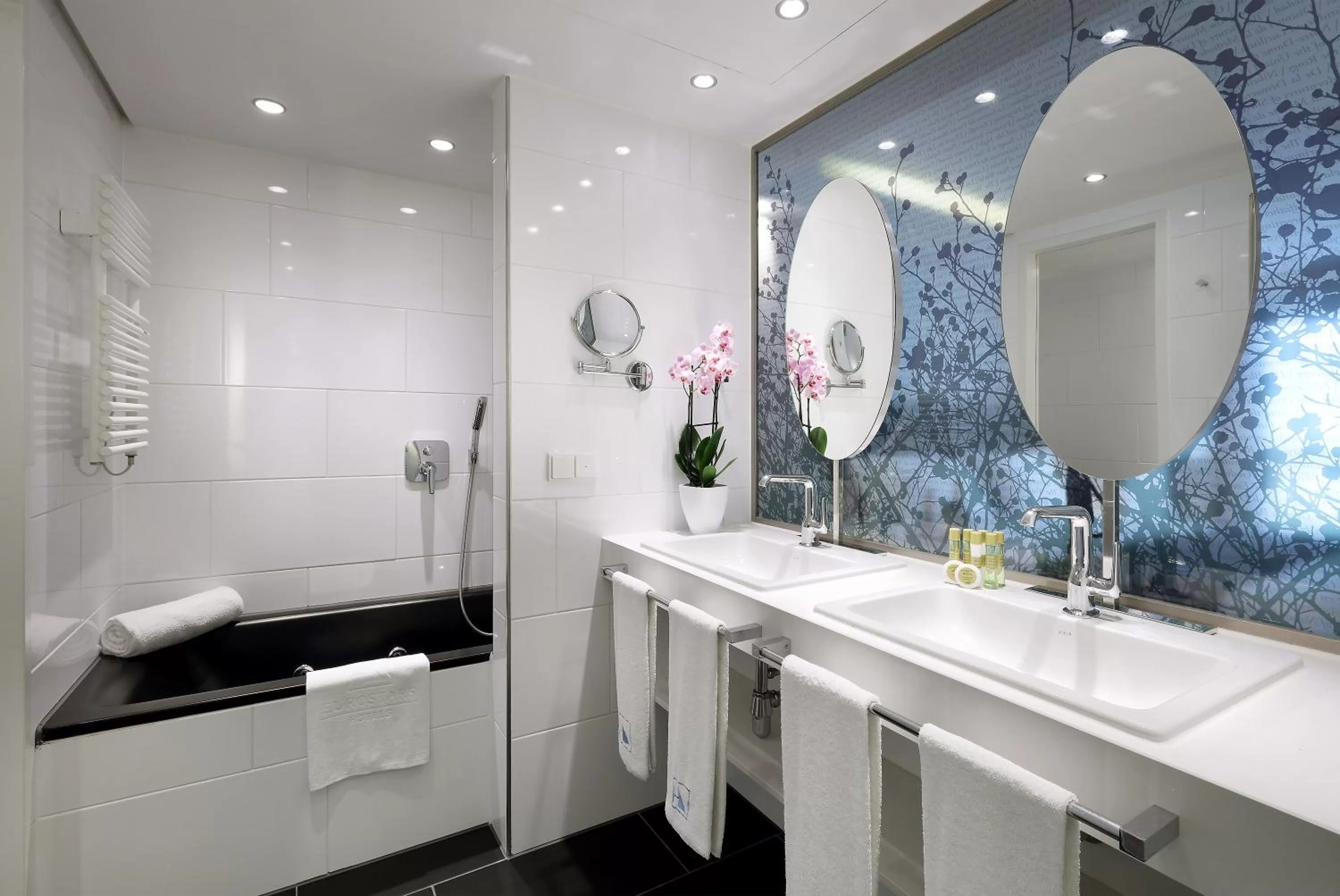 Bathroom in Eurostars Book Hotel