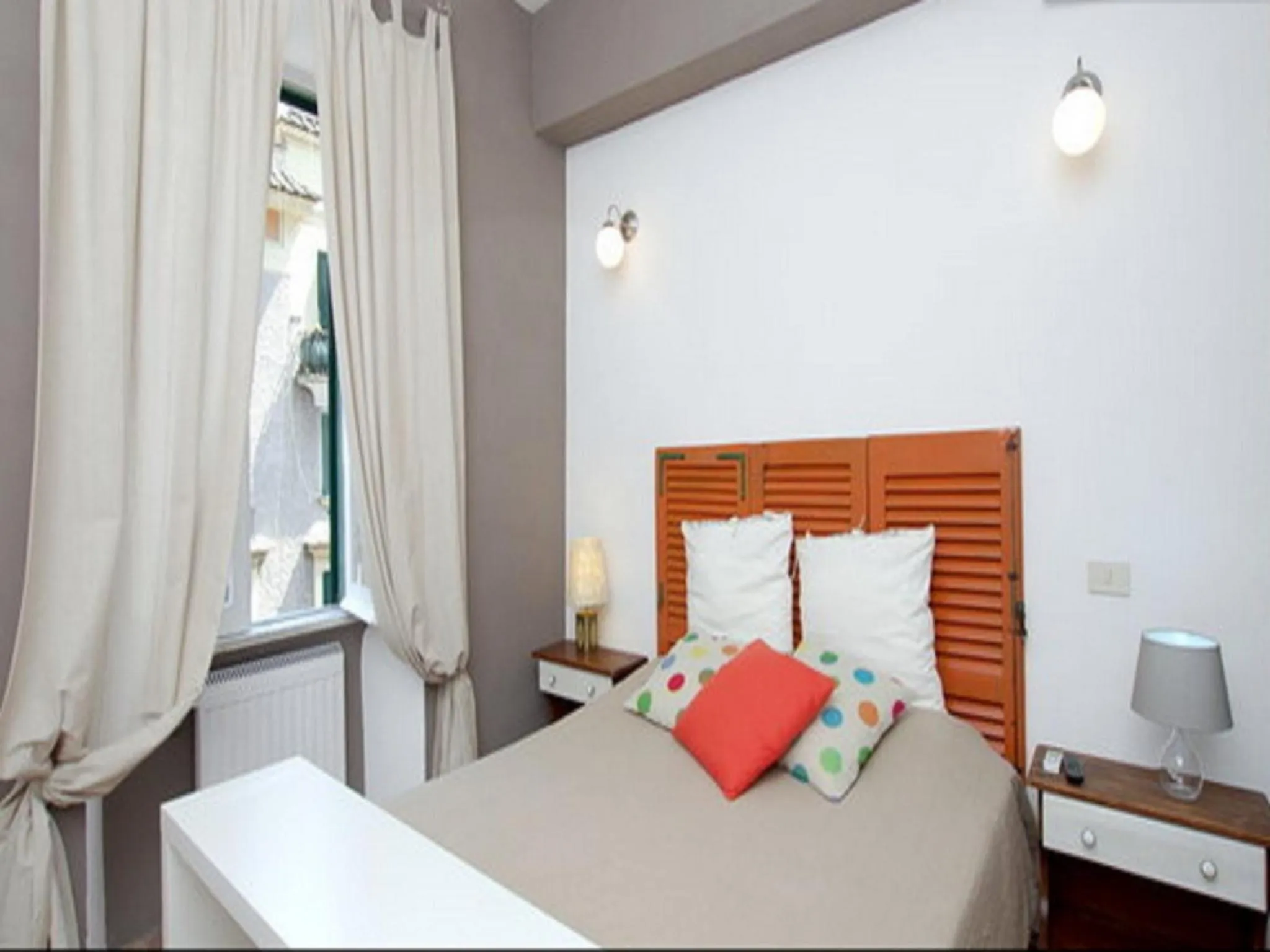 Bedroom, Bed in PratinnVatican