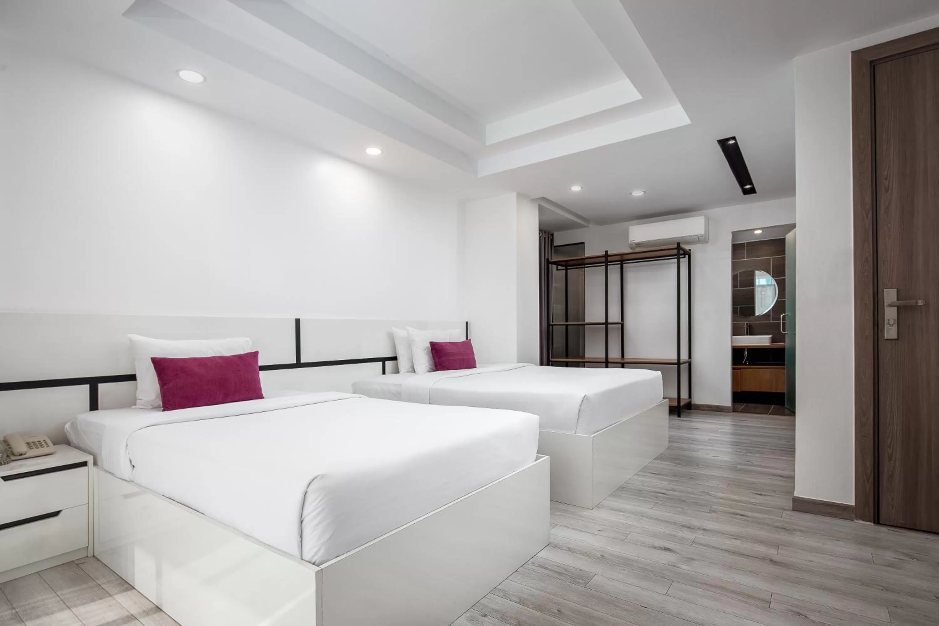 Bedroom, Bed in King Grand Boutique Hotel