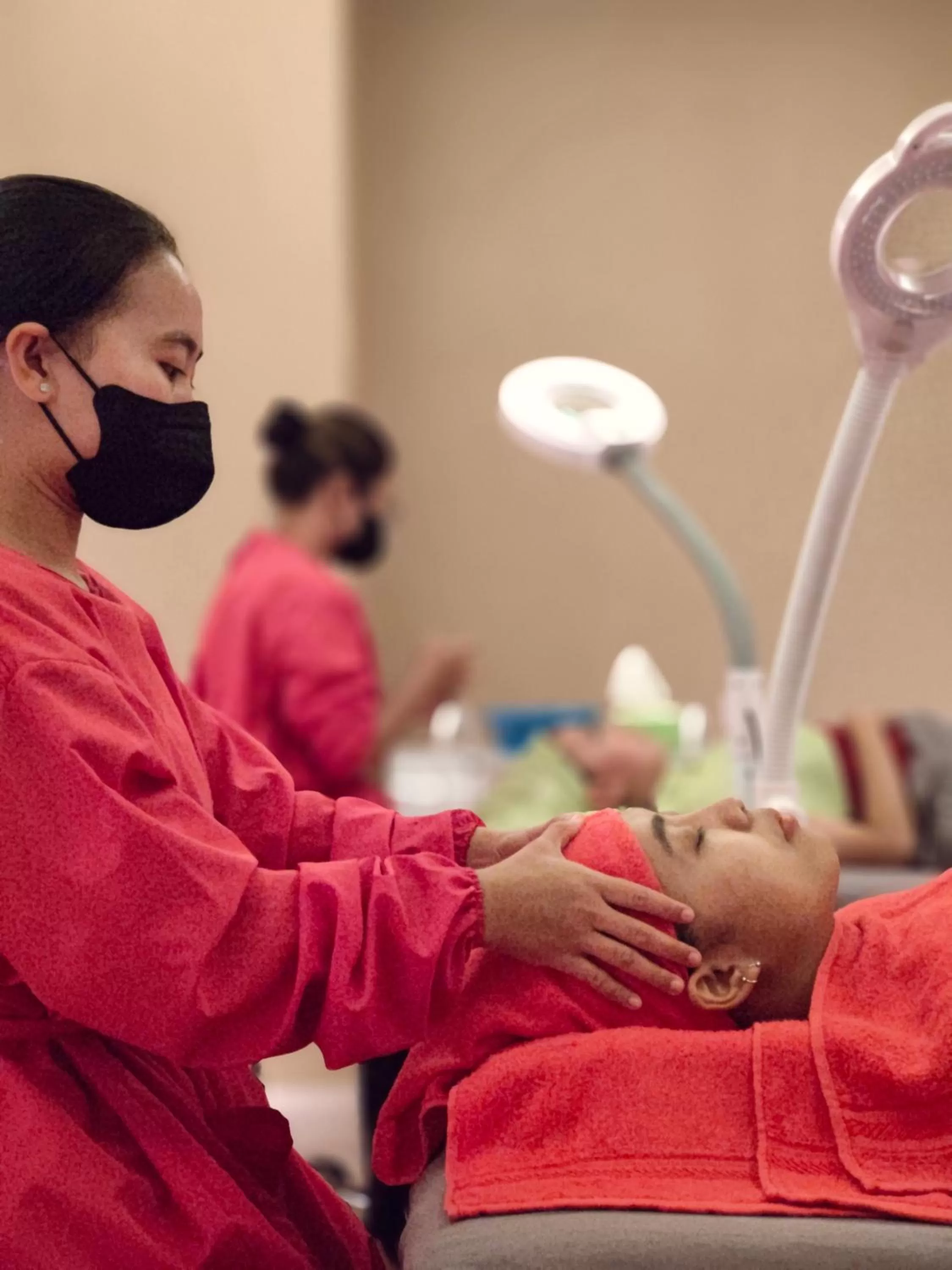 Massage in Ra Suites Simatupang