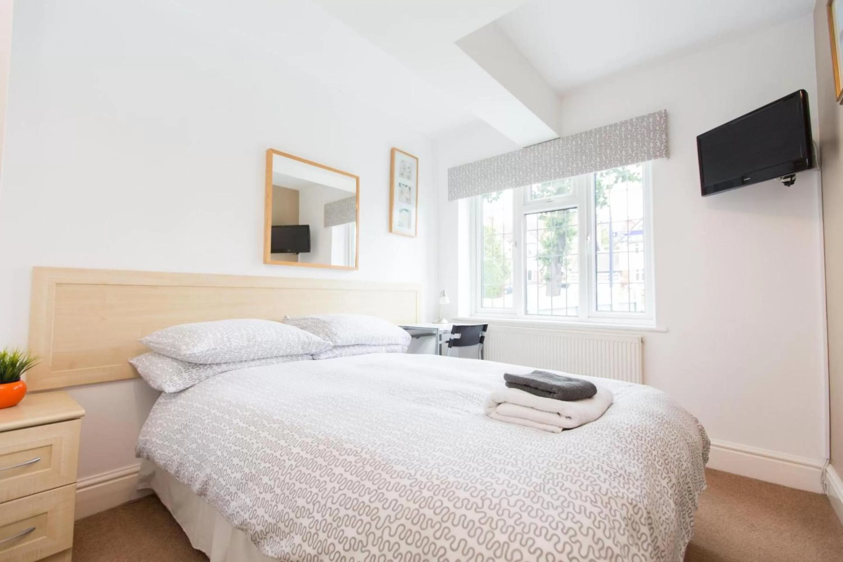 Bed in Station Approach