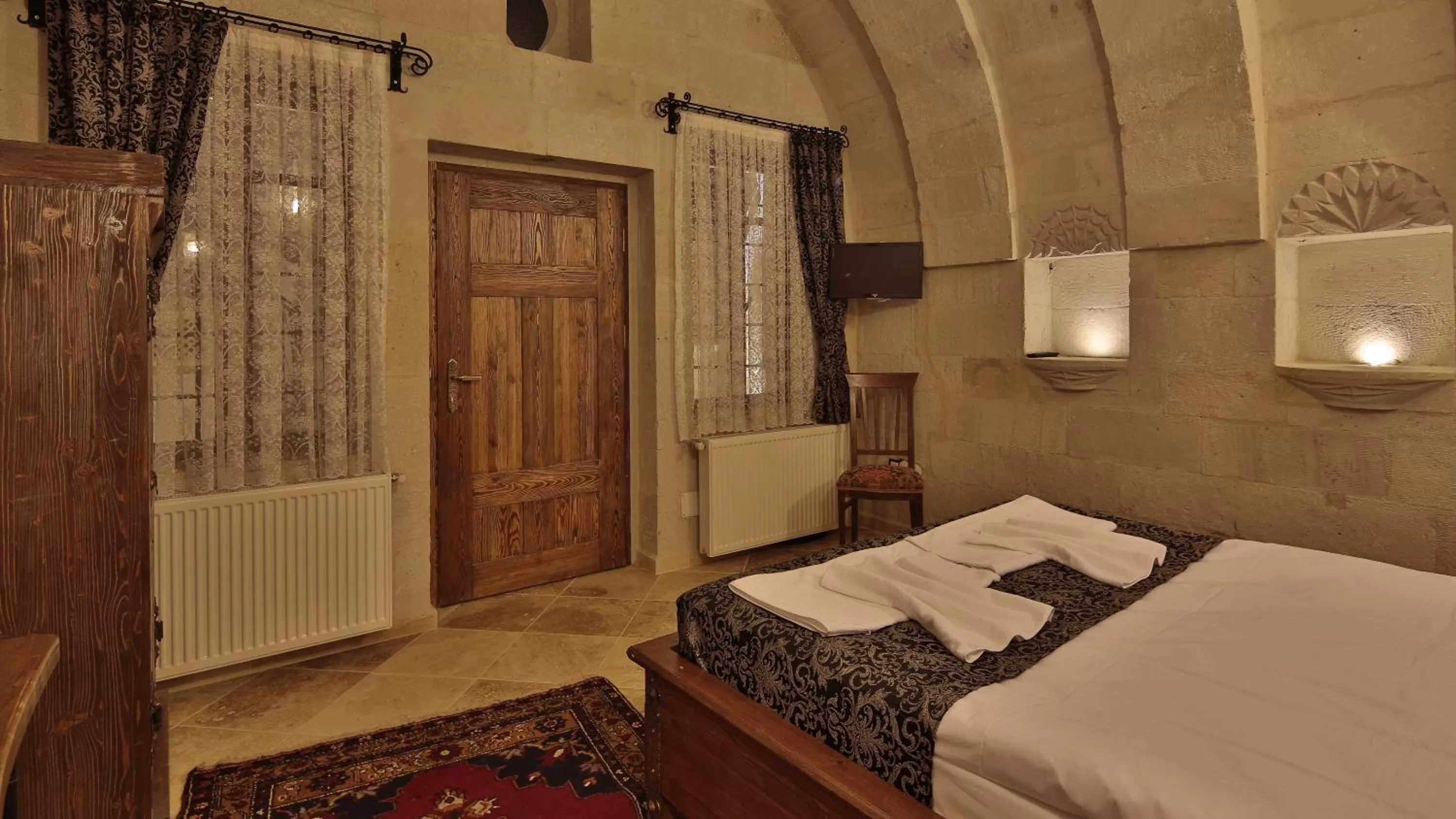 TV and multimedia, Bed in Cappadocia Cave Land Hotel