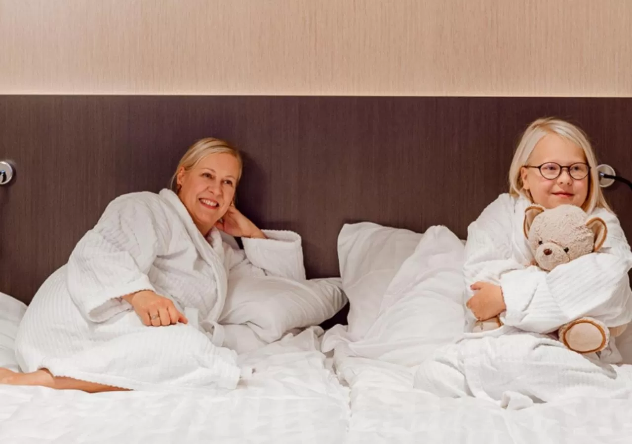 People, Bed in Original Sokos Hotel Alexandra Jyväskylä