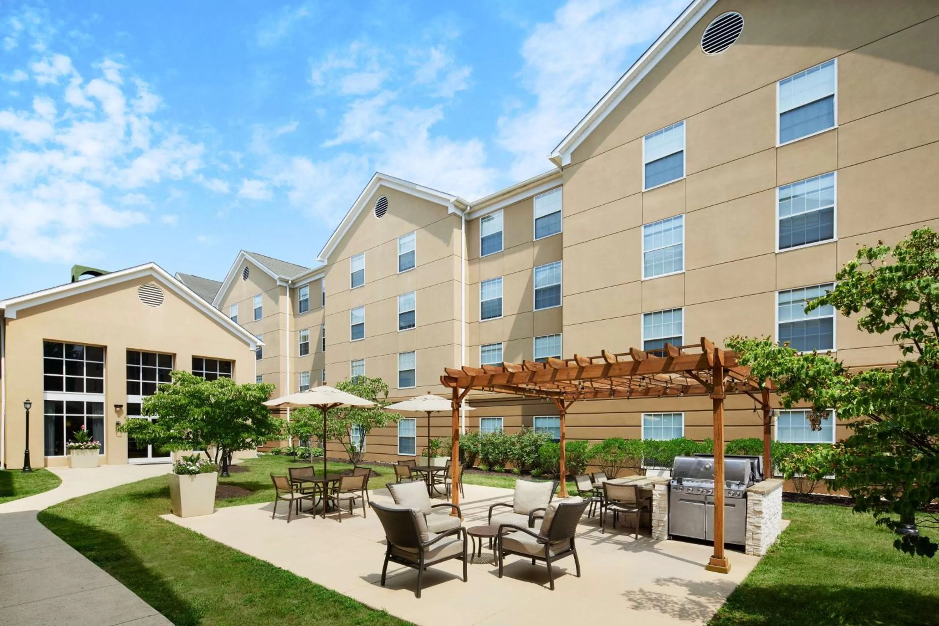 Property building in Homewood Suites by Hilton Baltimore-Washington Intl Apt
