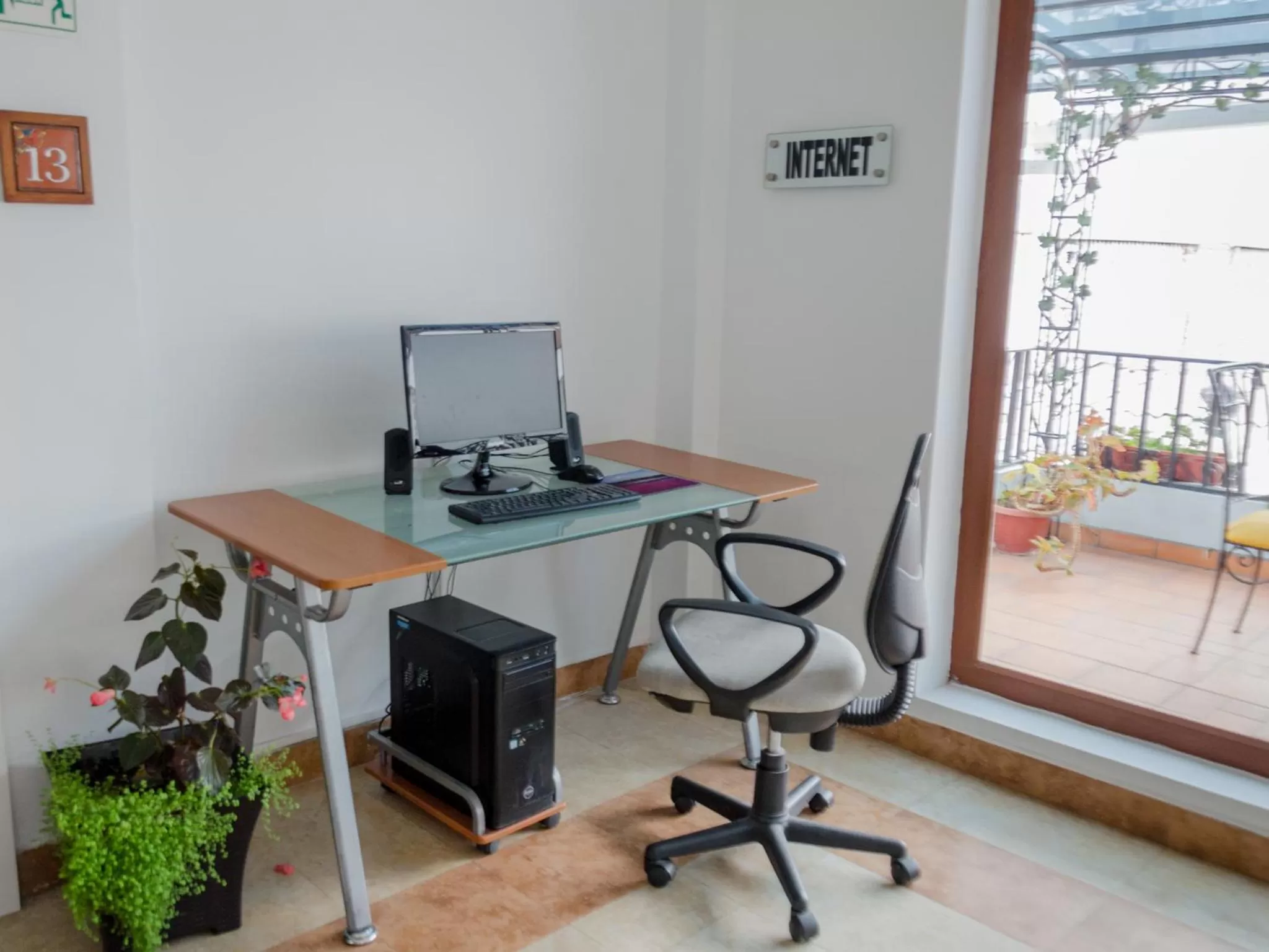 Business facilities in Hotel Shalom