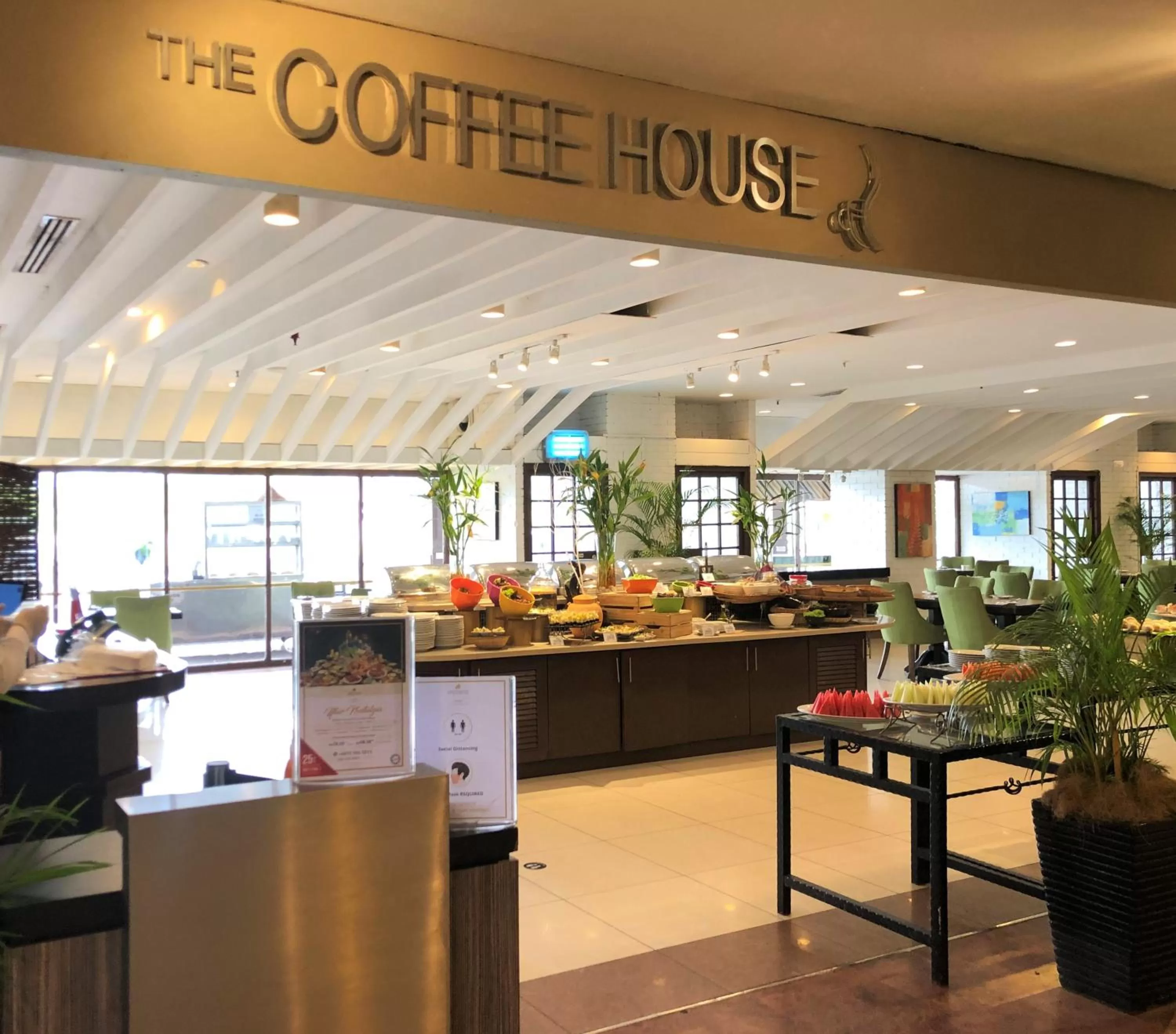 Restaurant/places to eat in Impiana Hotel Ipoh