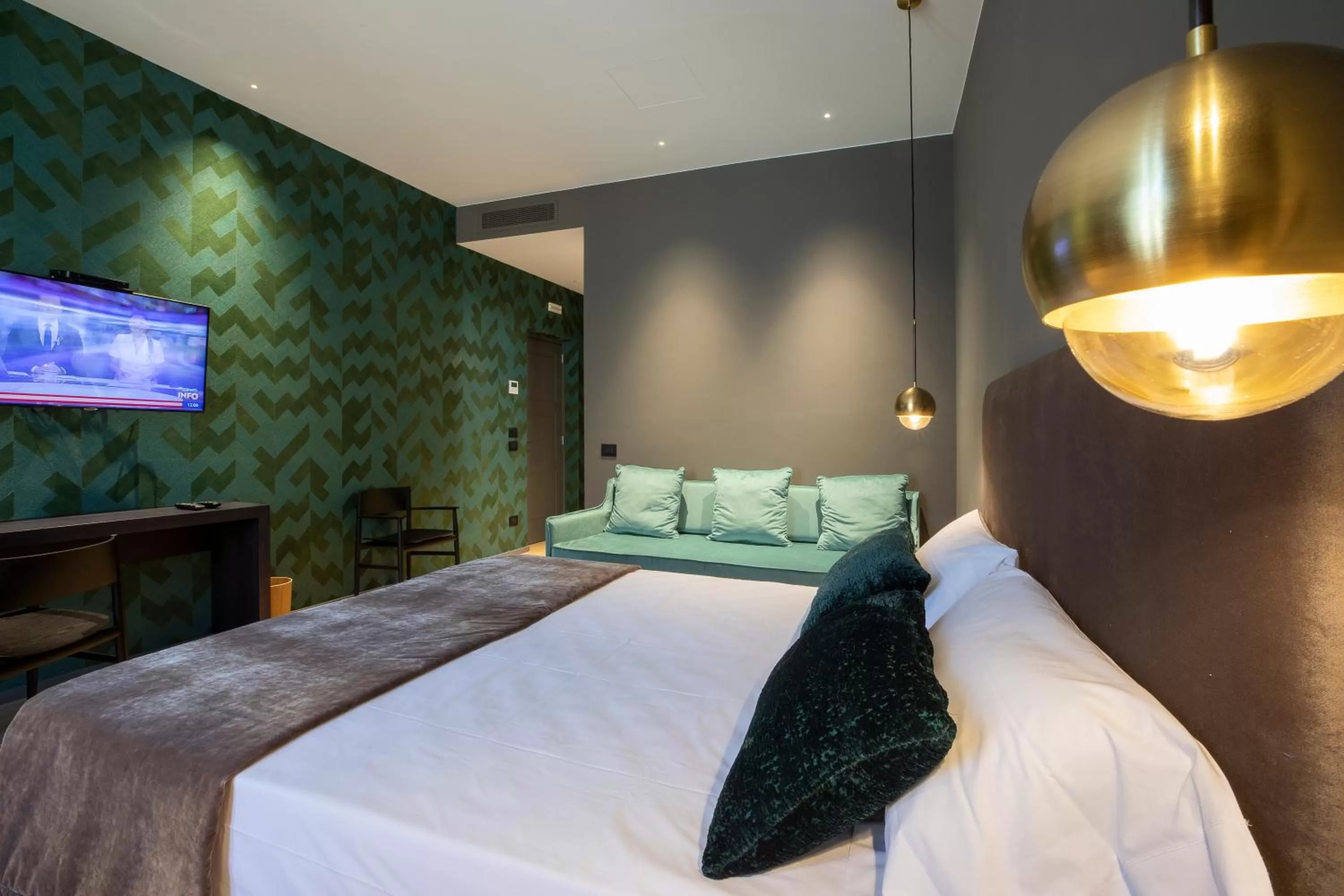 Bed in Re Sale Boutique Hotel