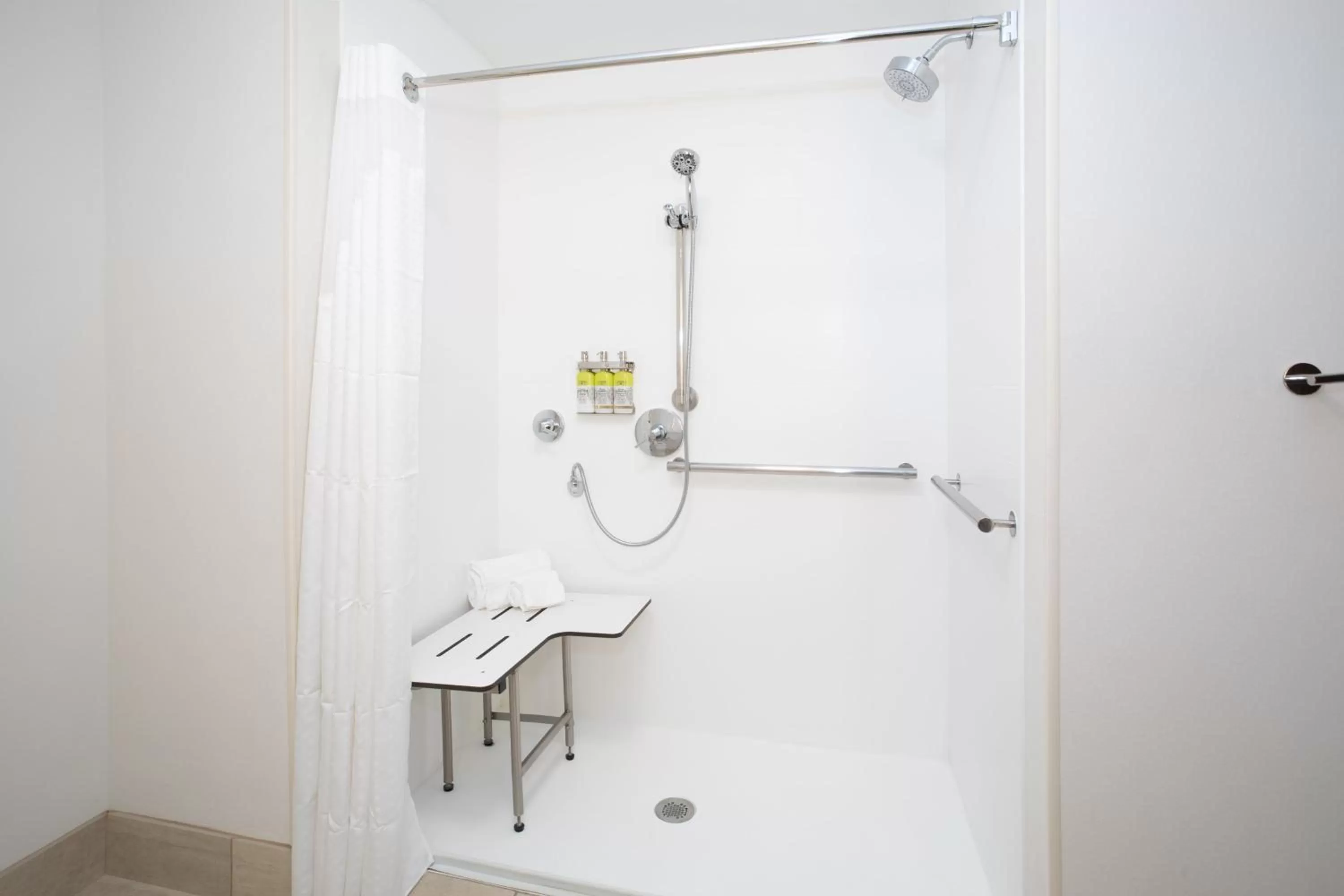 Photo of the whole room in Holiday Inn Express & Suites - Goodland I-70 by IHG