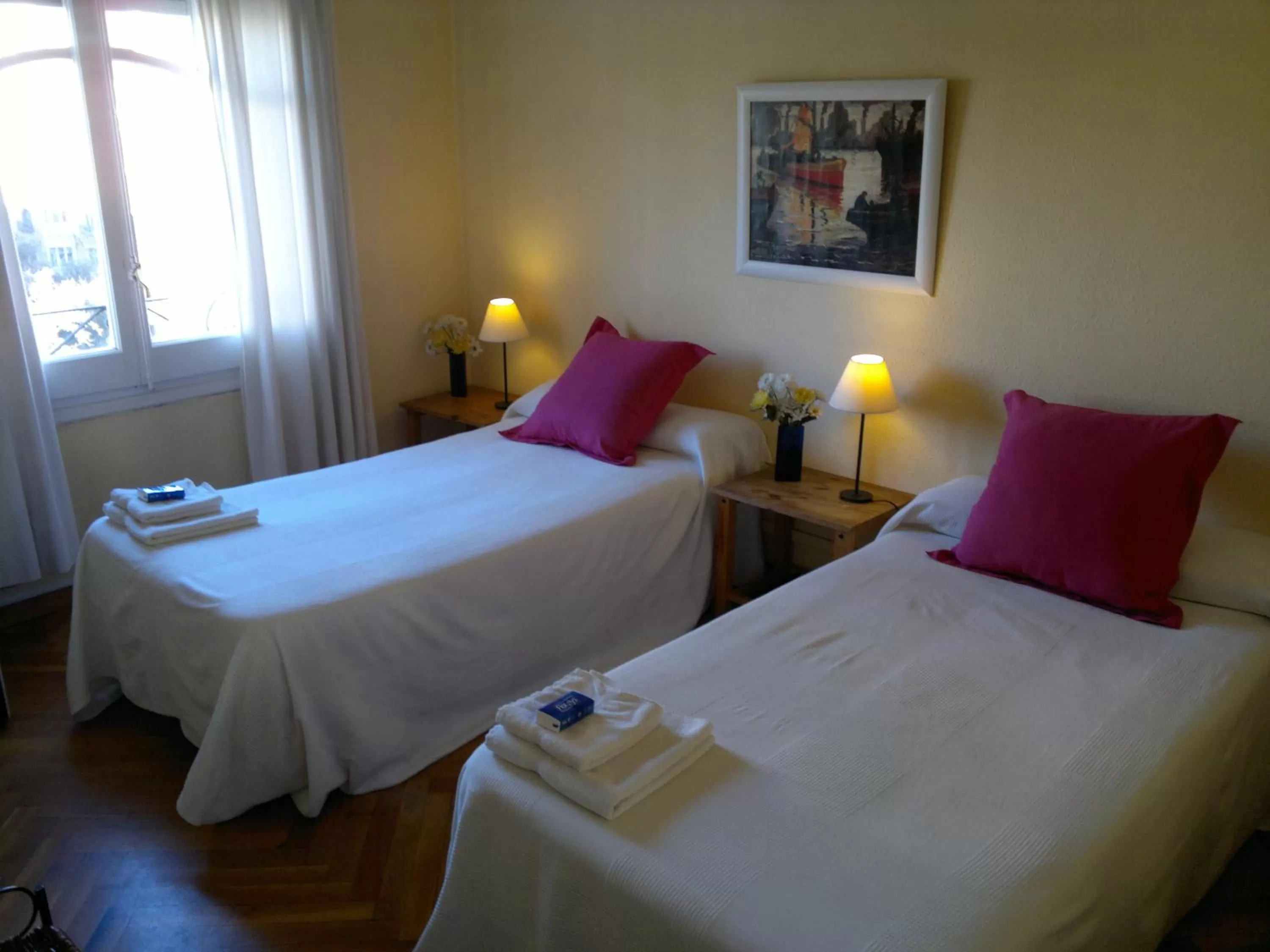 Bed in Ally's Bed&Breakfast,