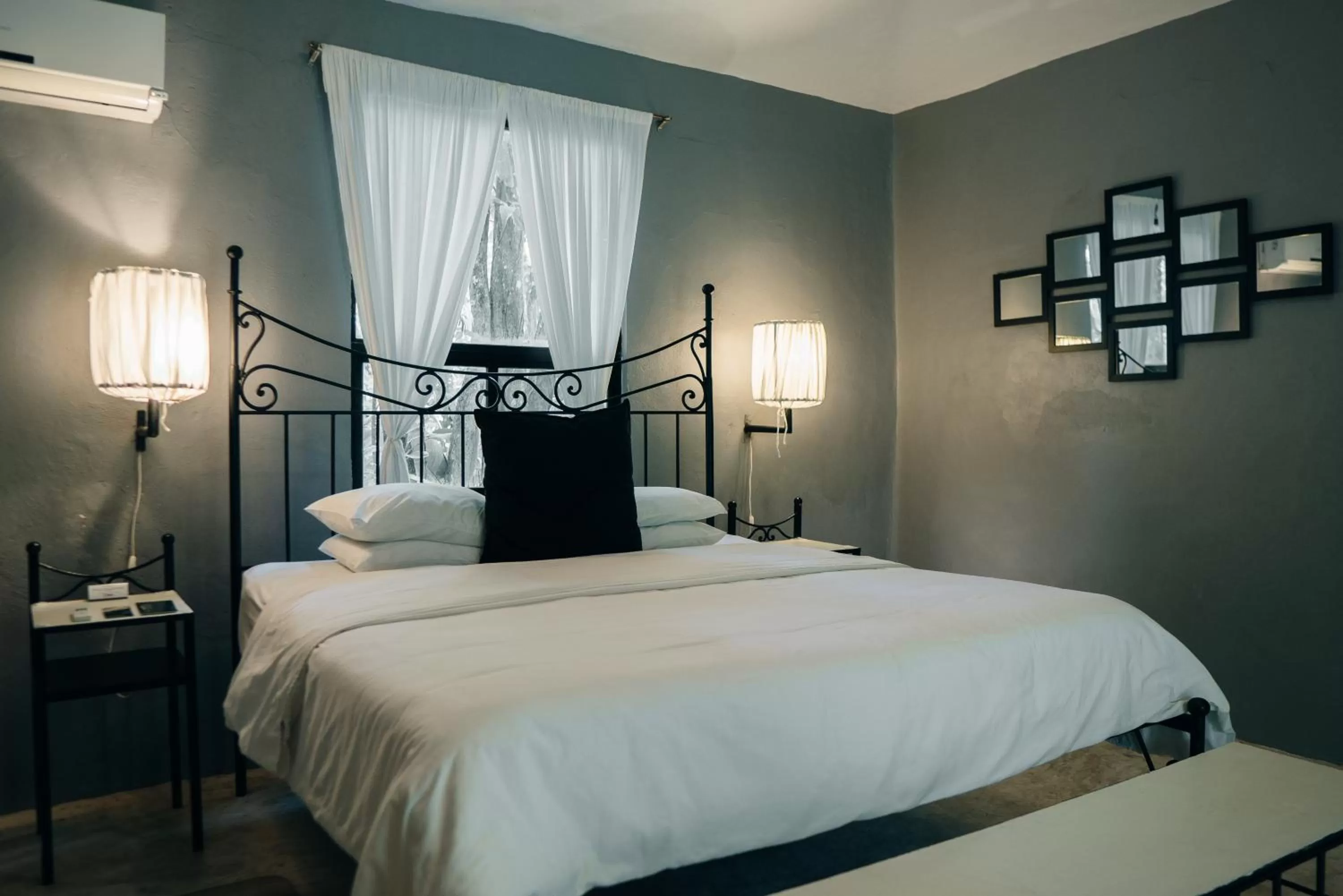 Bed in Piedra de Agua Palenque