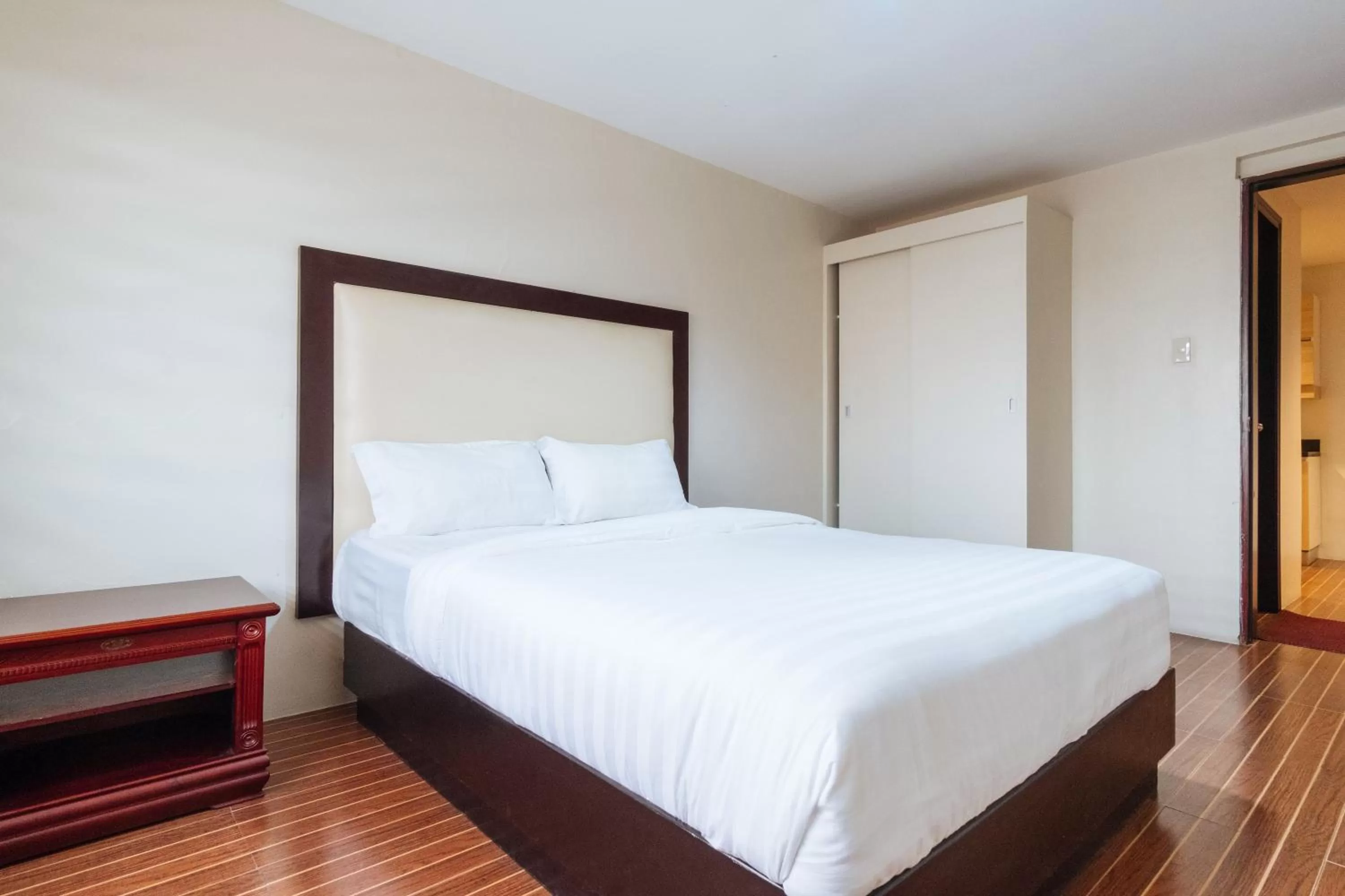 Bed in Northpointe Residences