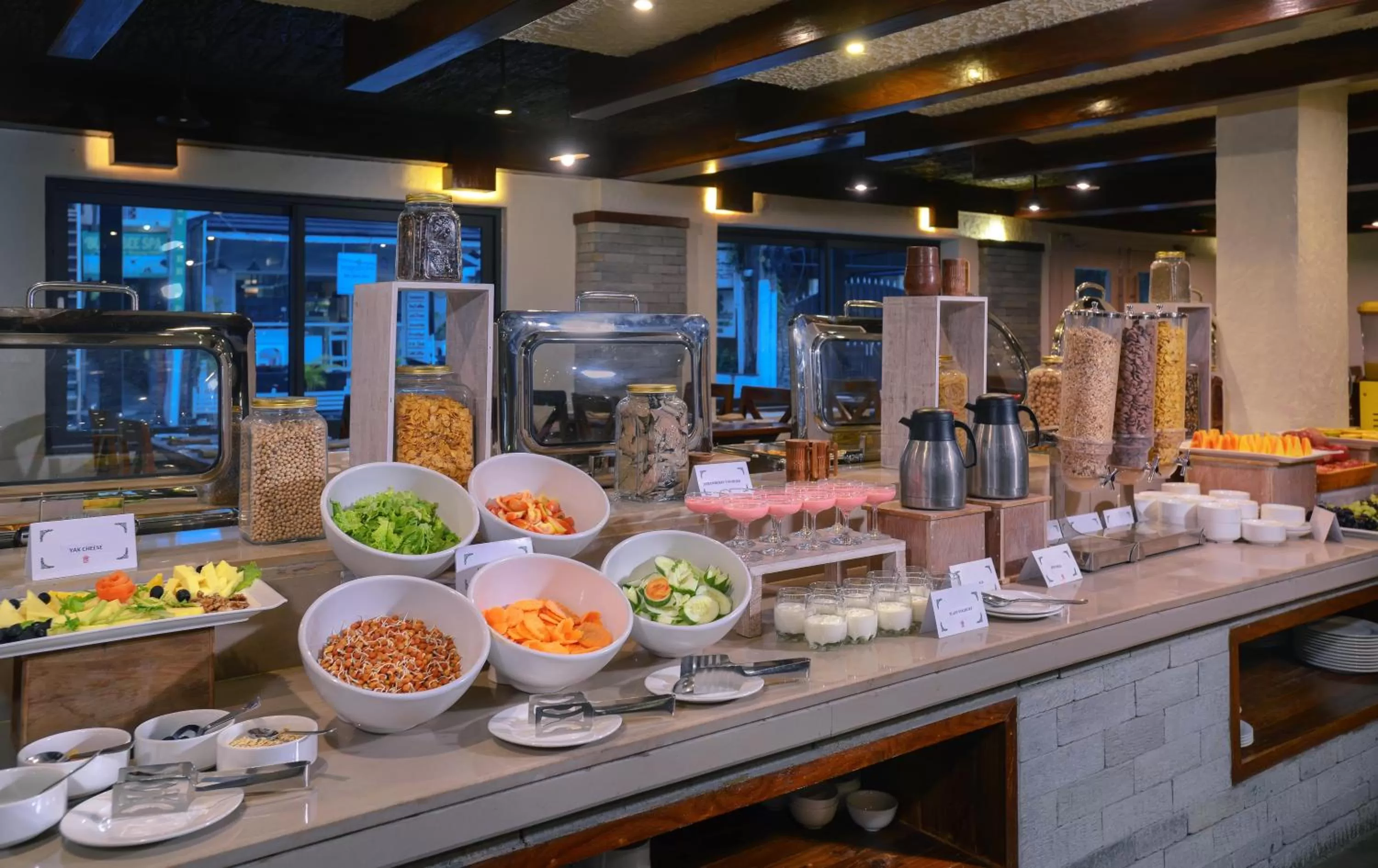 Food and drinks in Hotel Barahi Pokhara