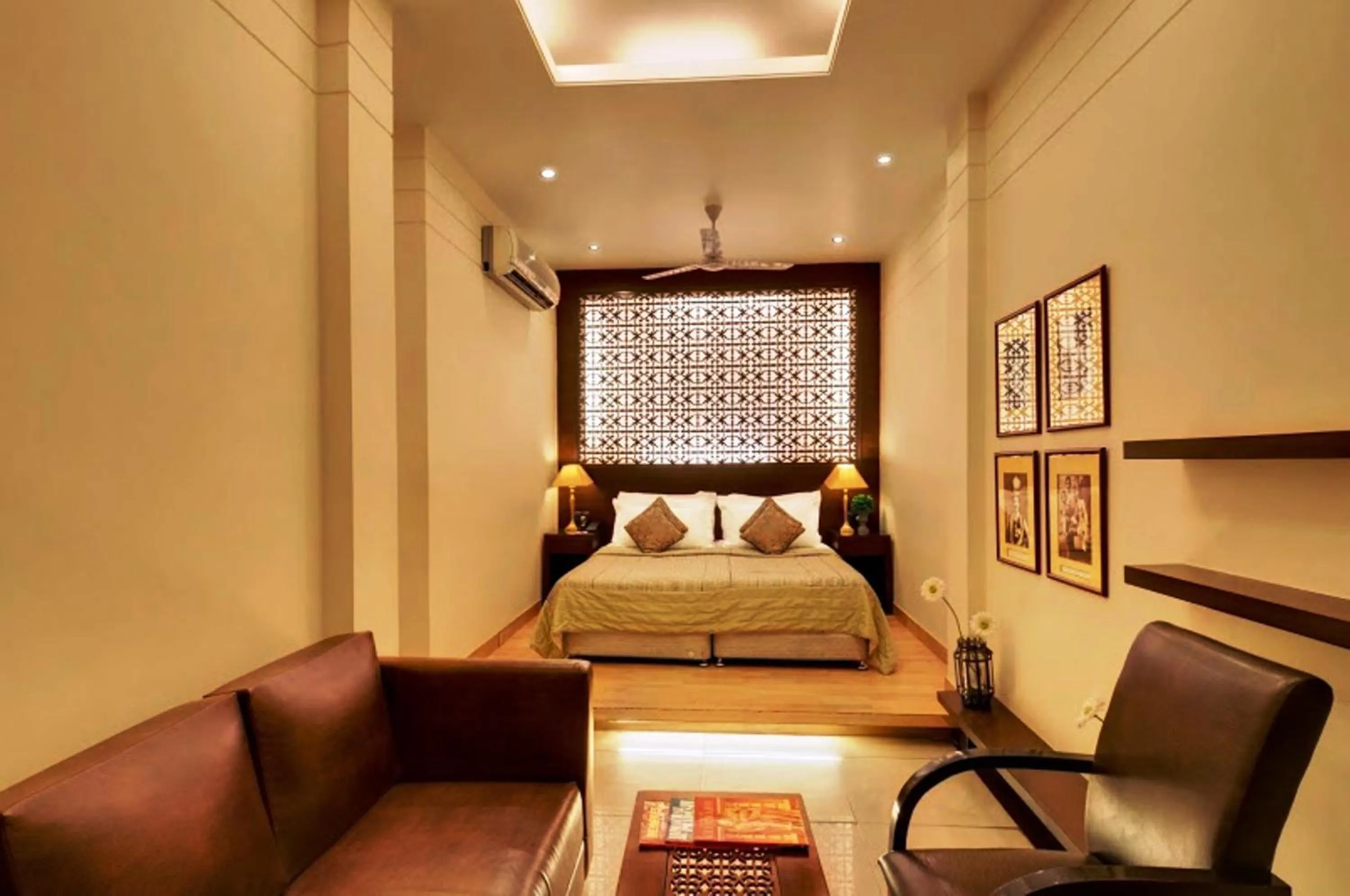 Bedroom in Hotel Ajanta - Colonial Charm Award Winning Luxury Hotel in the Heart of the City
